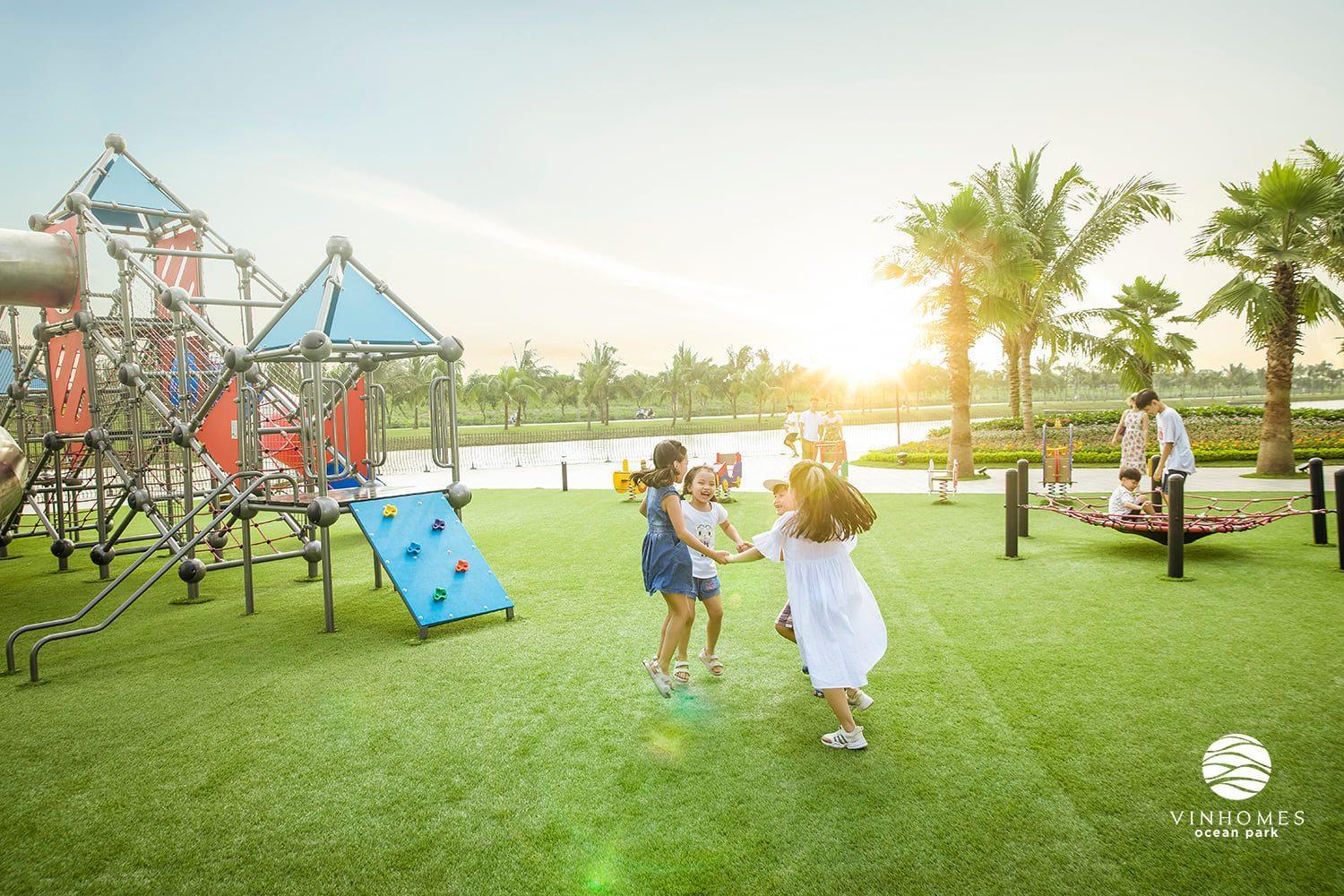 Vinhomes Ocean Park - Ctrl S by 1996 - The Luxe with bathtub - The Light with bathtub and projector - The Vintage with high floor - The Indochine with open