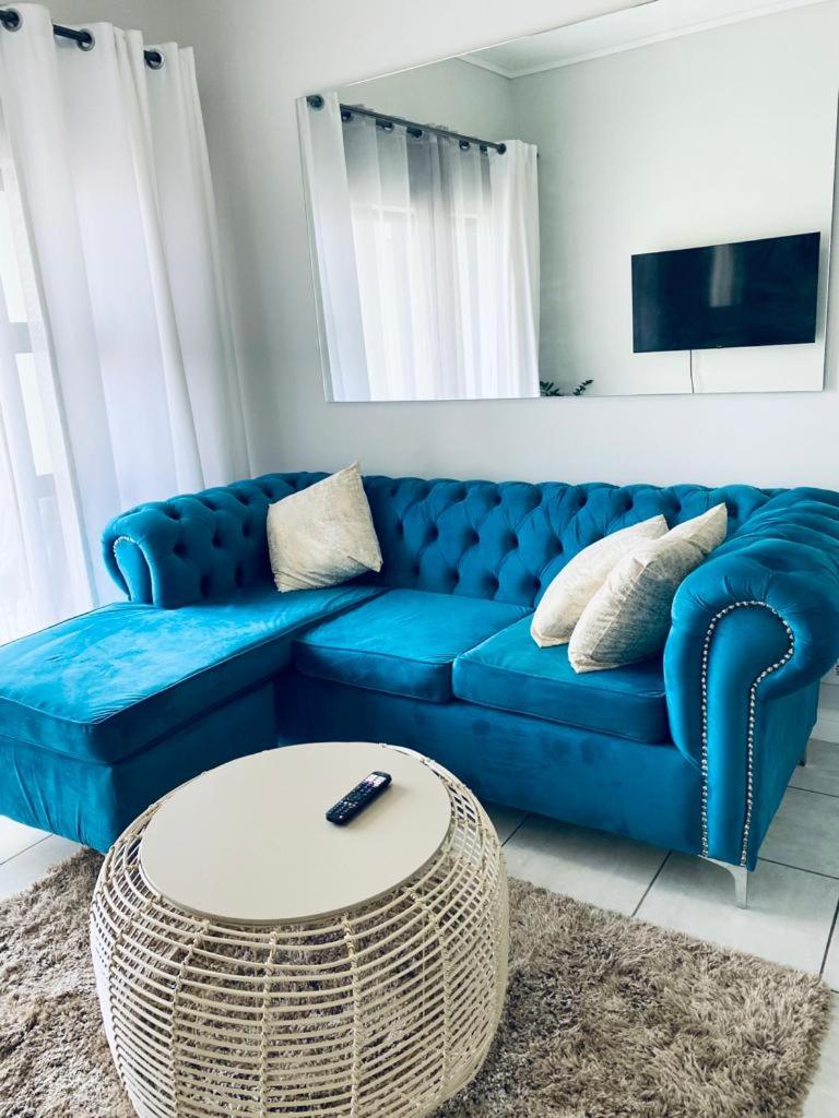 Greencreek Beautifully furnished apartment view 3
