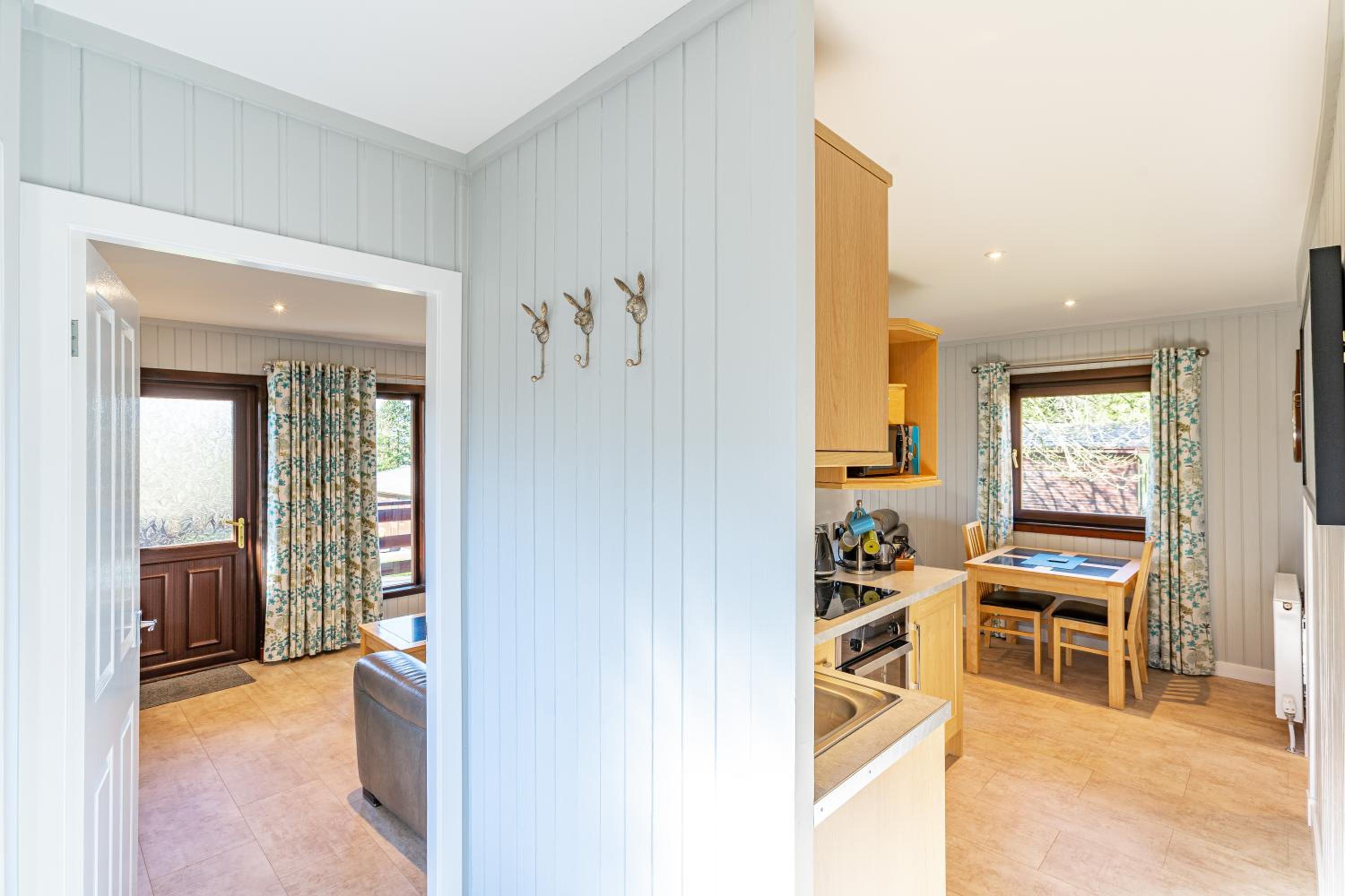 Bluebell Lodge 7 with Hot Tub