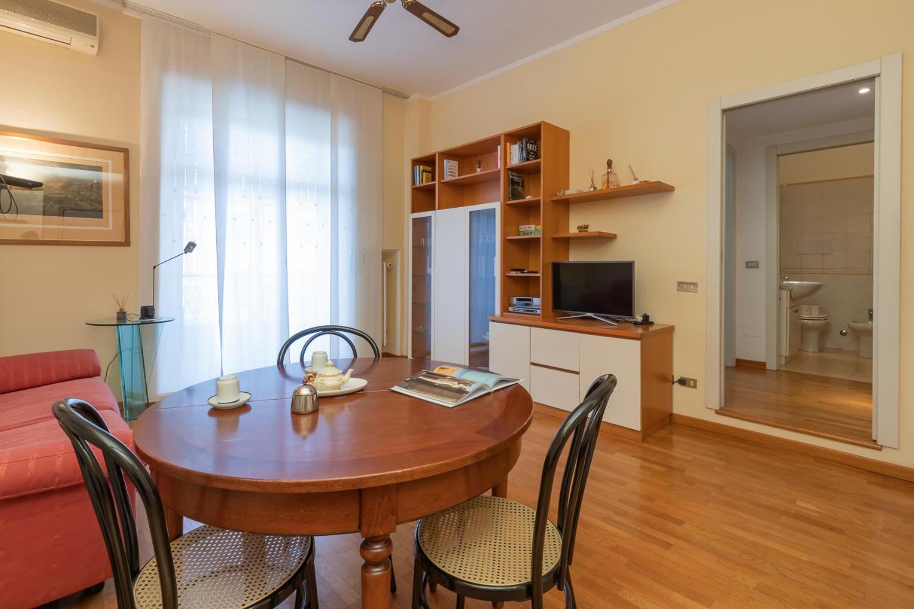 Comodo appartamento tra Brera e Porta Nuova