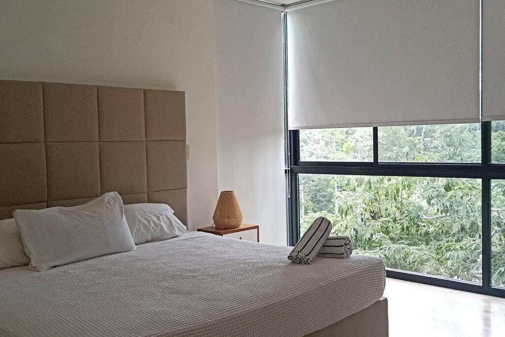 AR 2BR floor and sunset view view 3