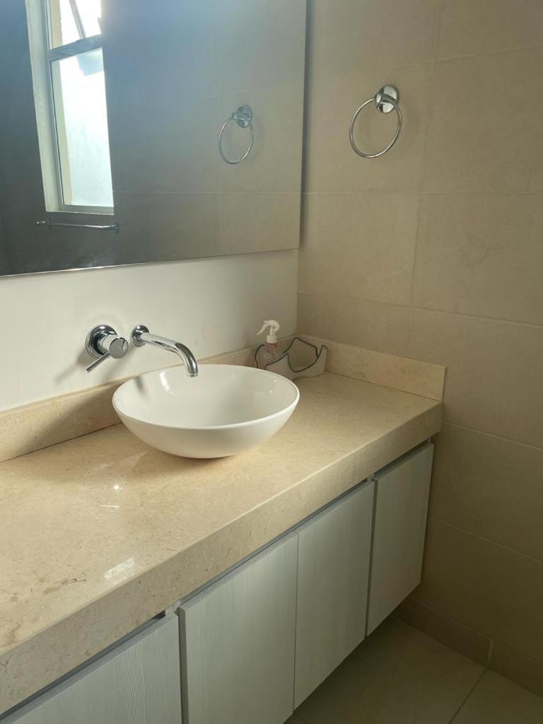 Bonito y cómodo apartamento en el Rodadero.