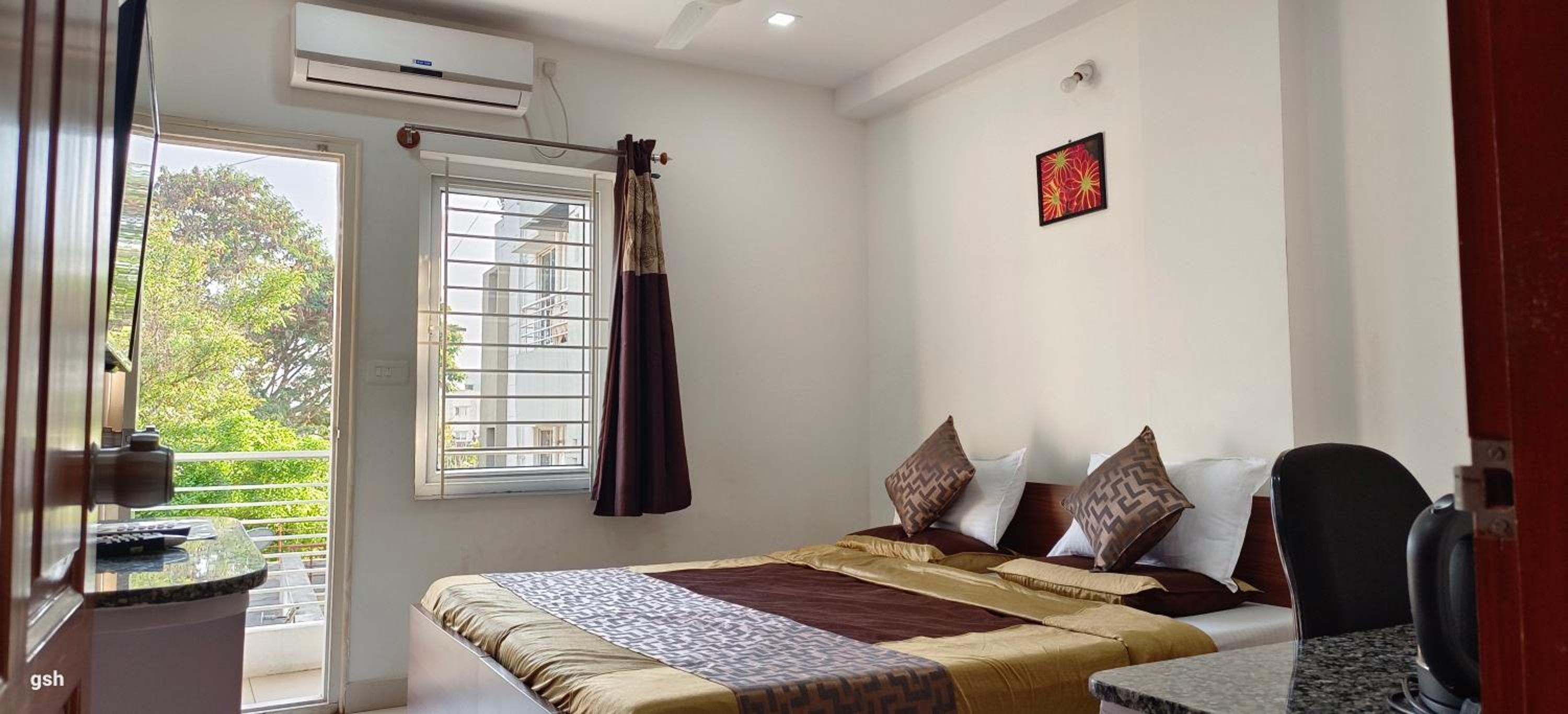 Sugamya Corner Guesthouse view 3