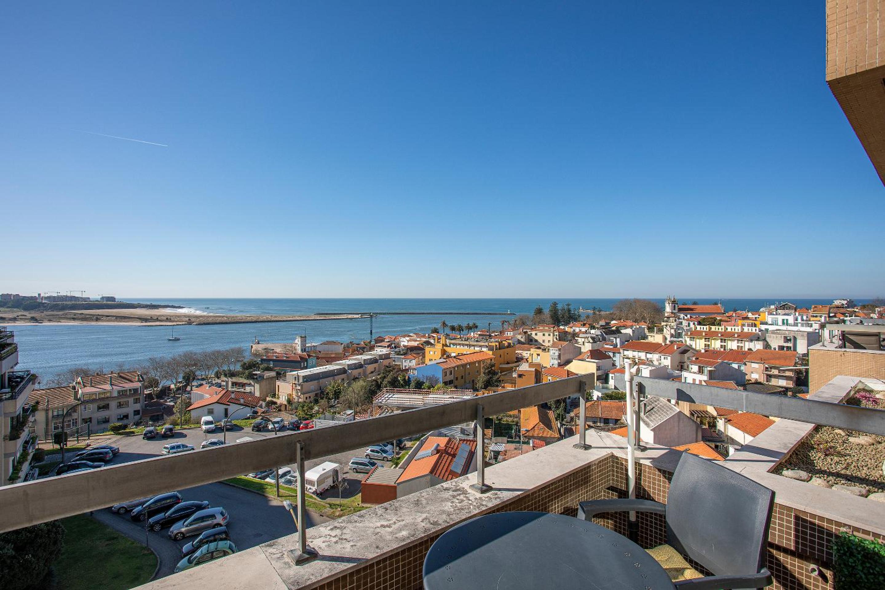 Liiiving in Porto | Sea & River View