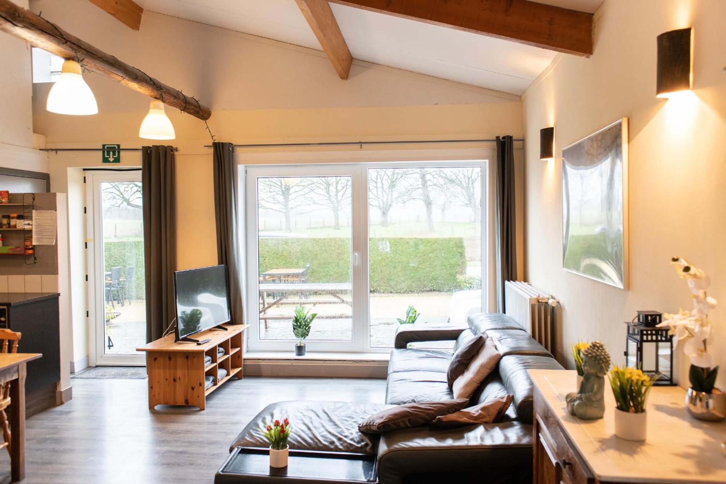 DE SMISHOEVE met kinderpret, dieren en wellness