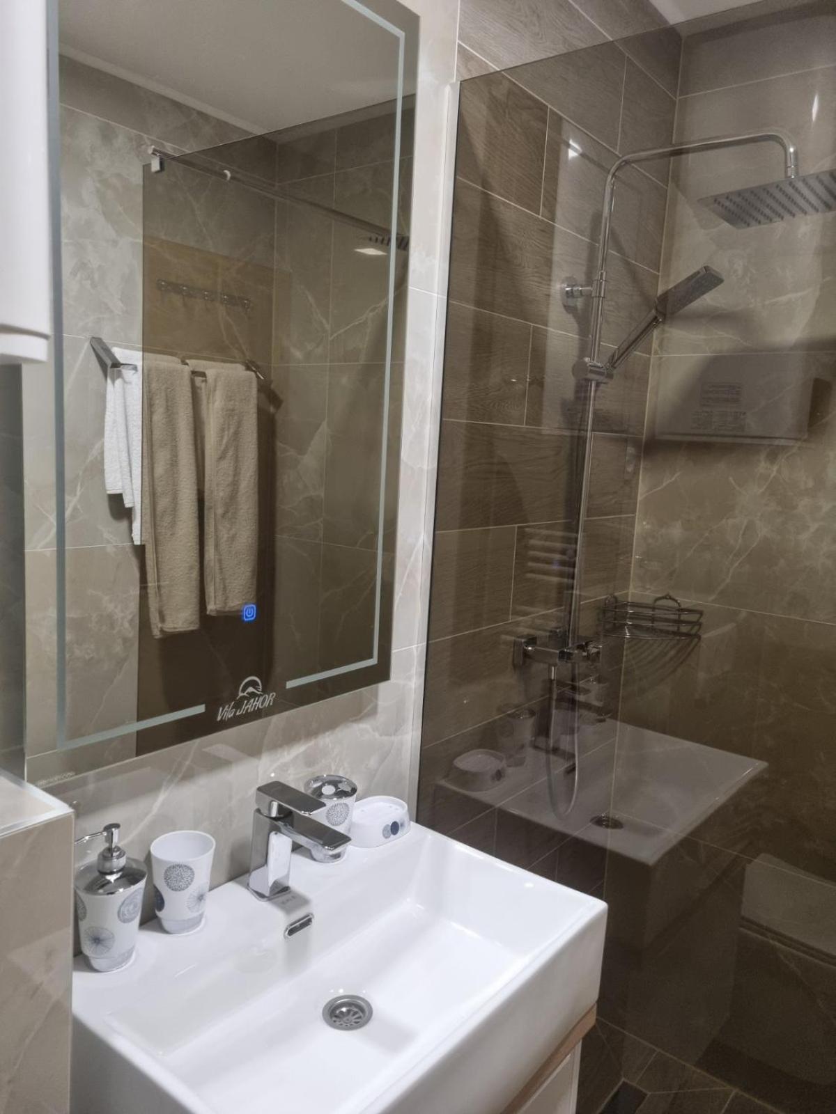 Vila Jahor Apartman Miro