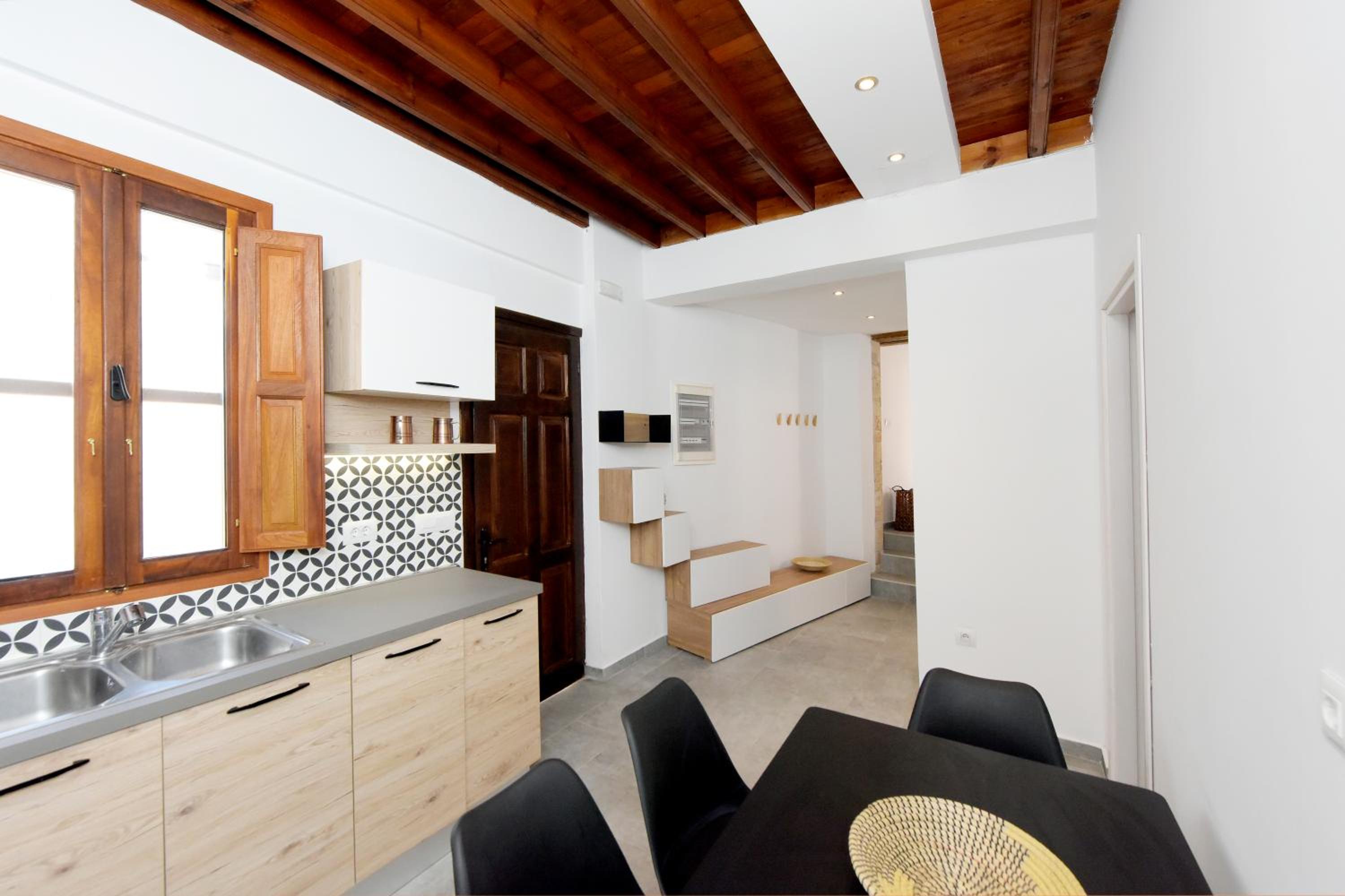 Pera houses 2-bedroom in the center of Lindos photo 3