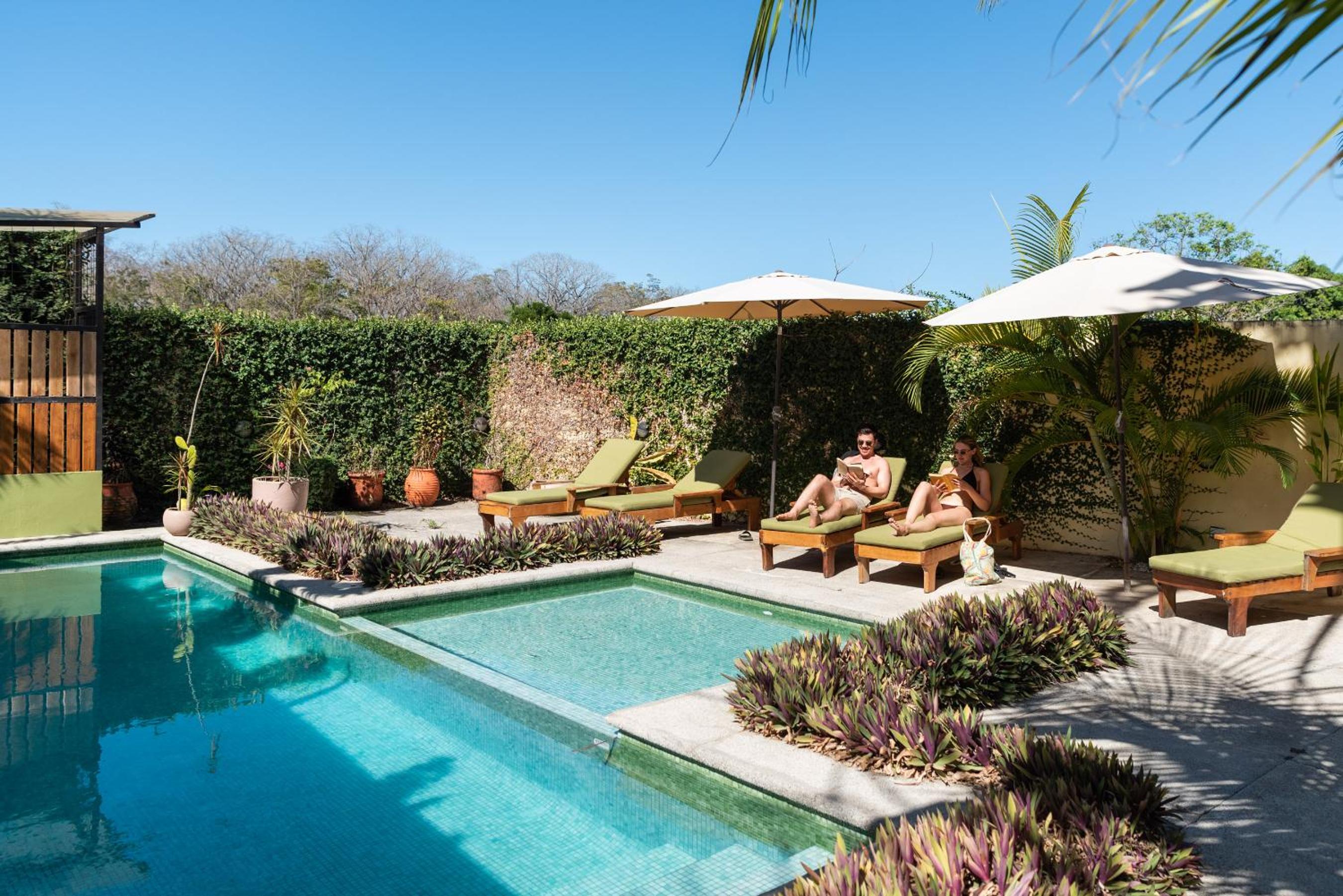 Hotel Nautilus Surf & Yoga Villas Santa Teresa - Image 1