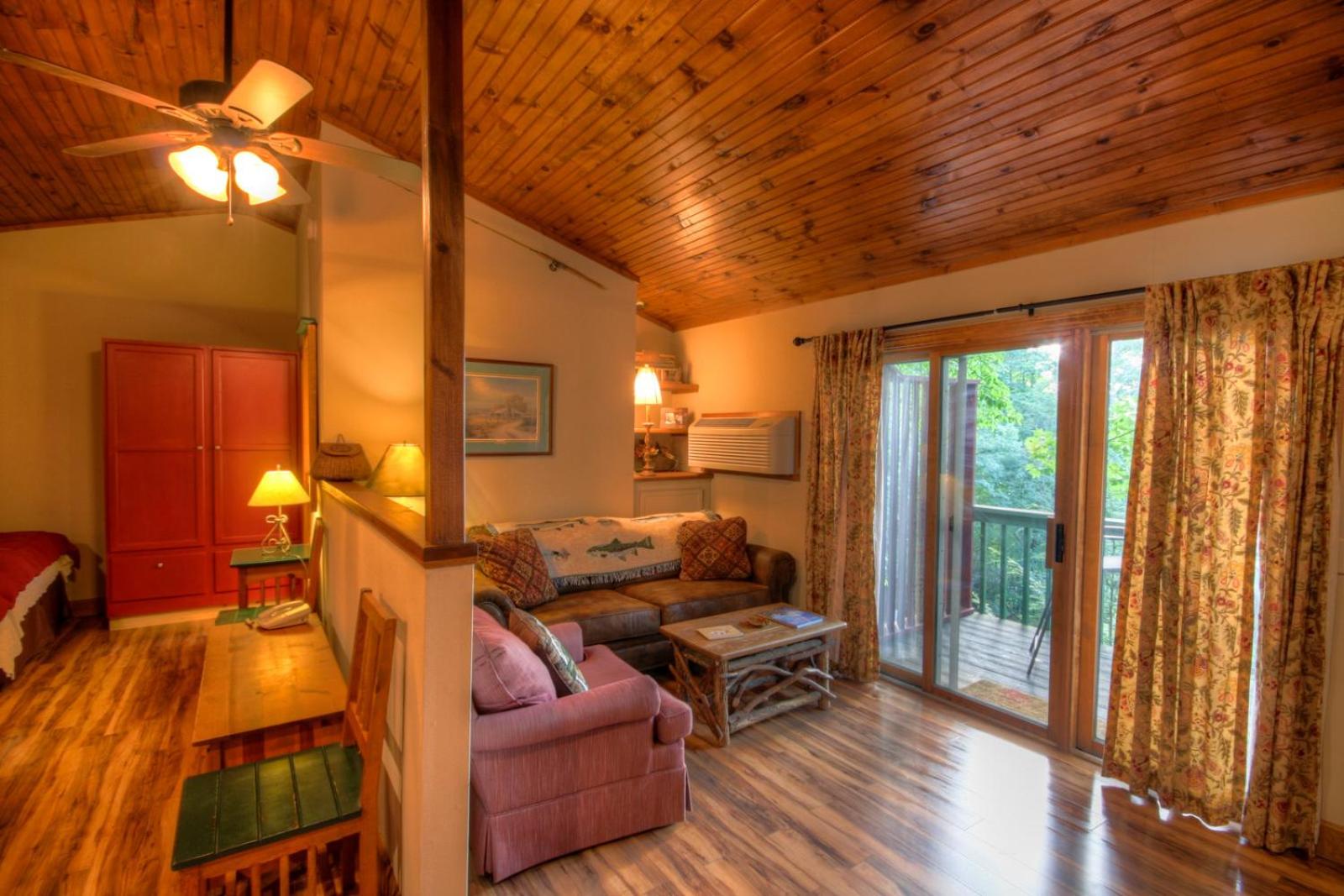 Algonquin Cottage
