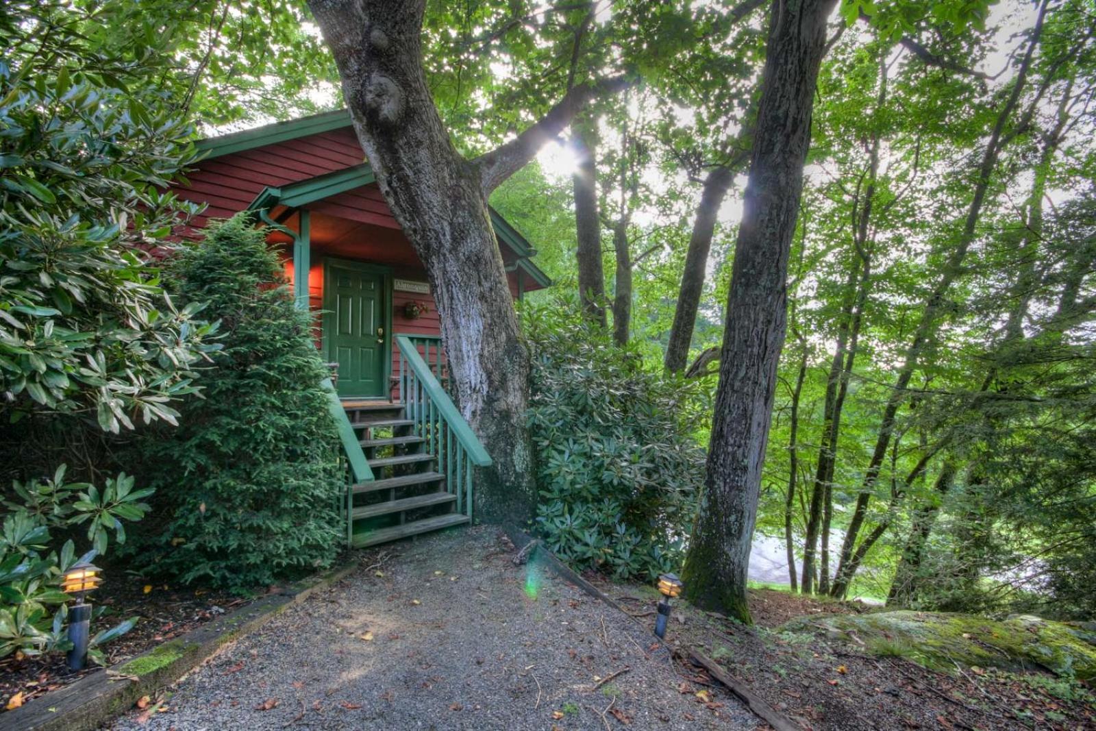 Algonquin Cottage