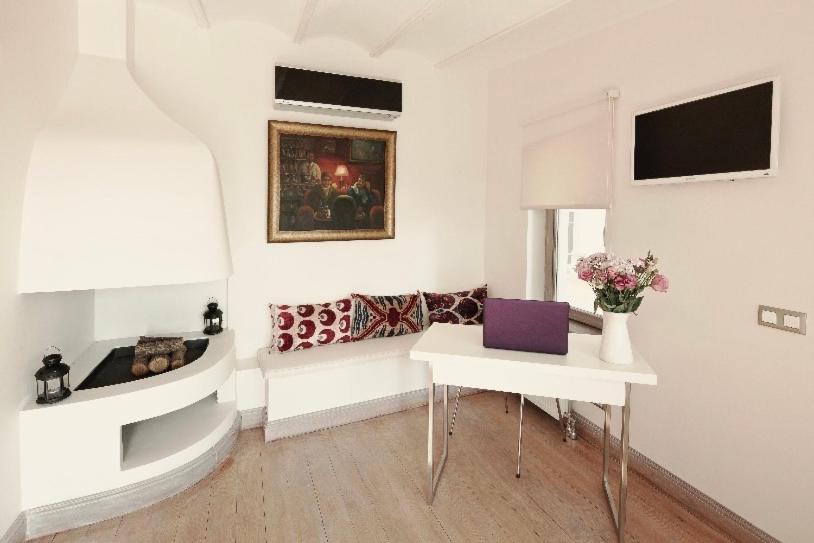 Baylo Suites