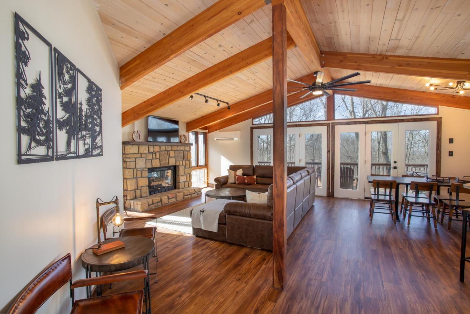 Blue Eagle Lodge