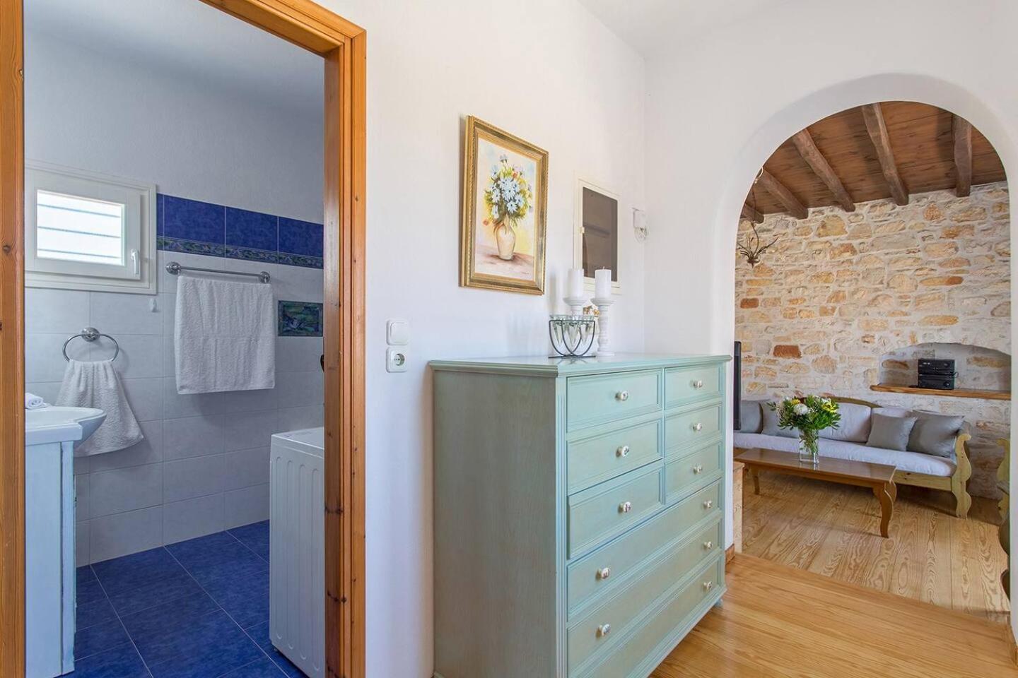 SAIL VILLA
