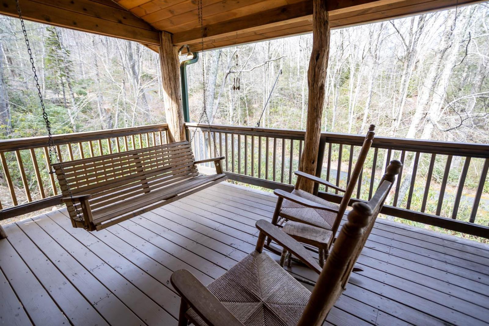 Connies Log Cabin view 3