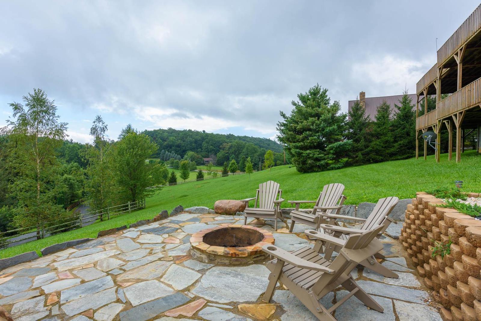 Blackberry Lodge