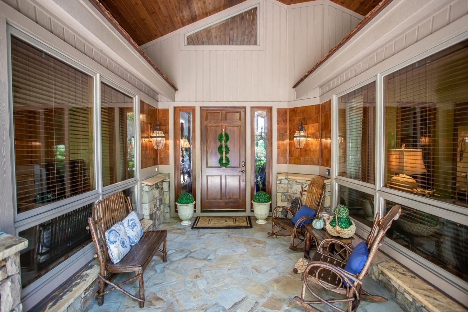 Misty Mountain Manor