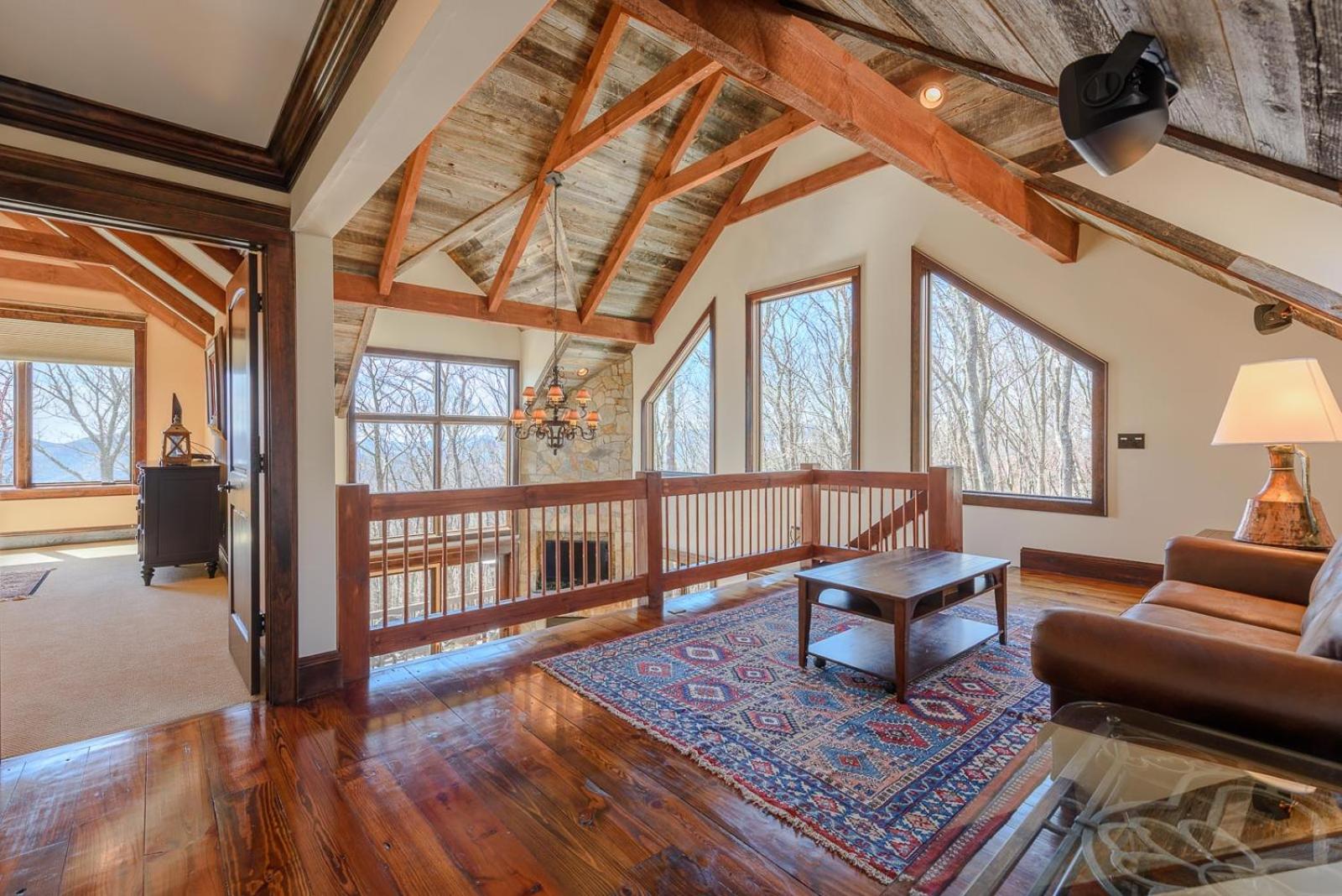 Mountain Heart Lodge