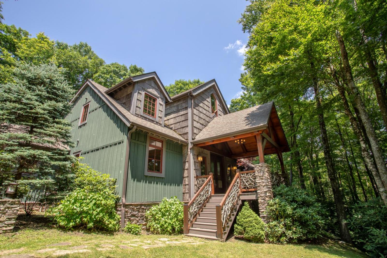 Mountain Song Lodge