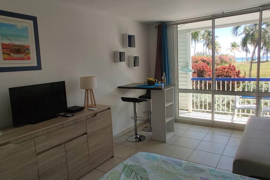 Parfum des îles - vue mer, plage à 30m et piscine en option view 4