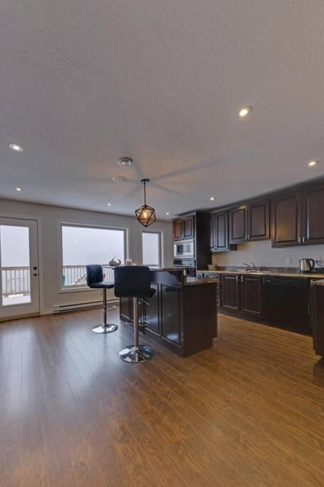 Coastal Lookout Suites