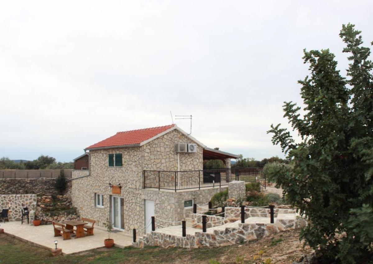 Photo 45