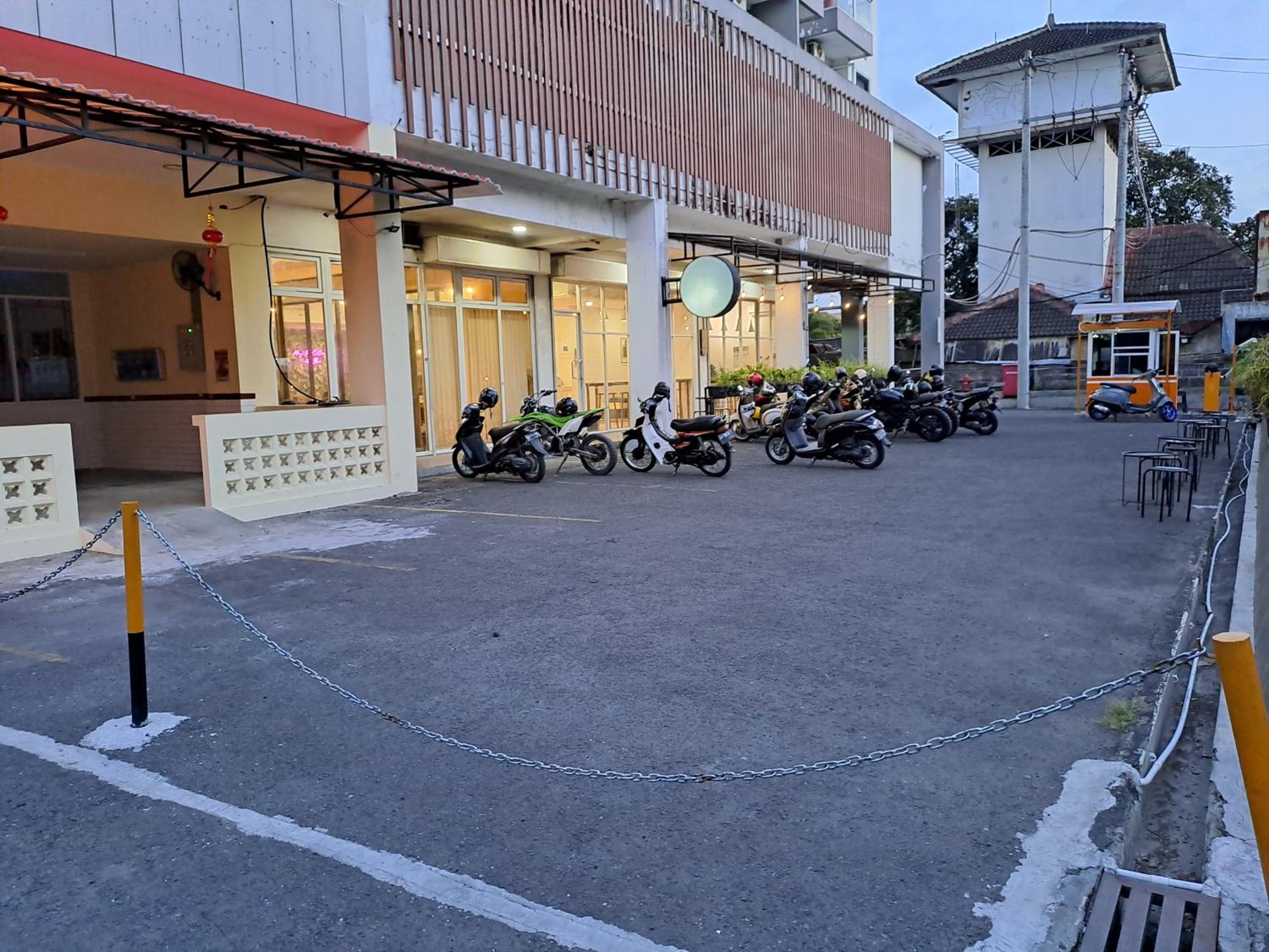 Photo 17