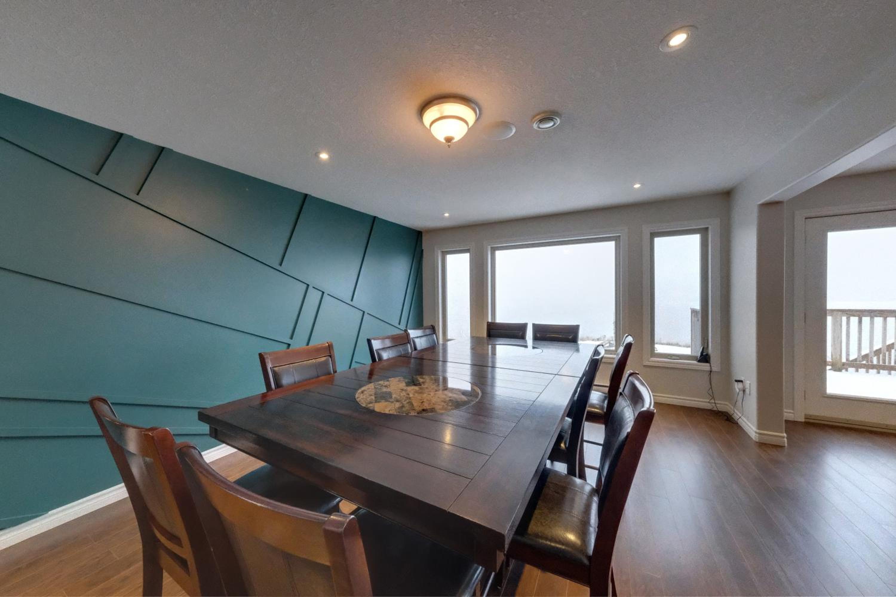 Coastal Lookout Suites