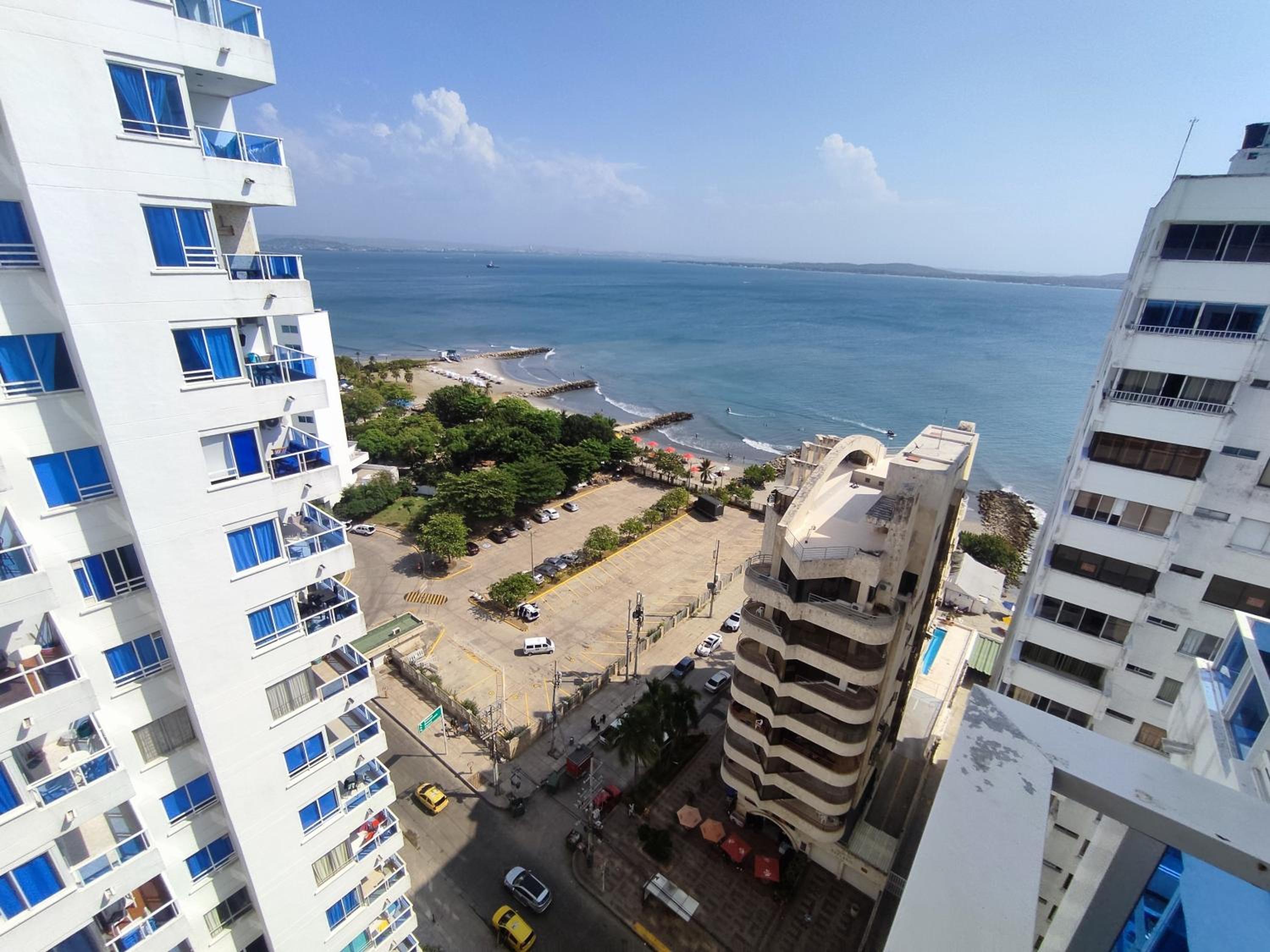 Apto Vista Lateral Mar Piso 15