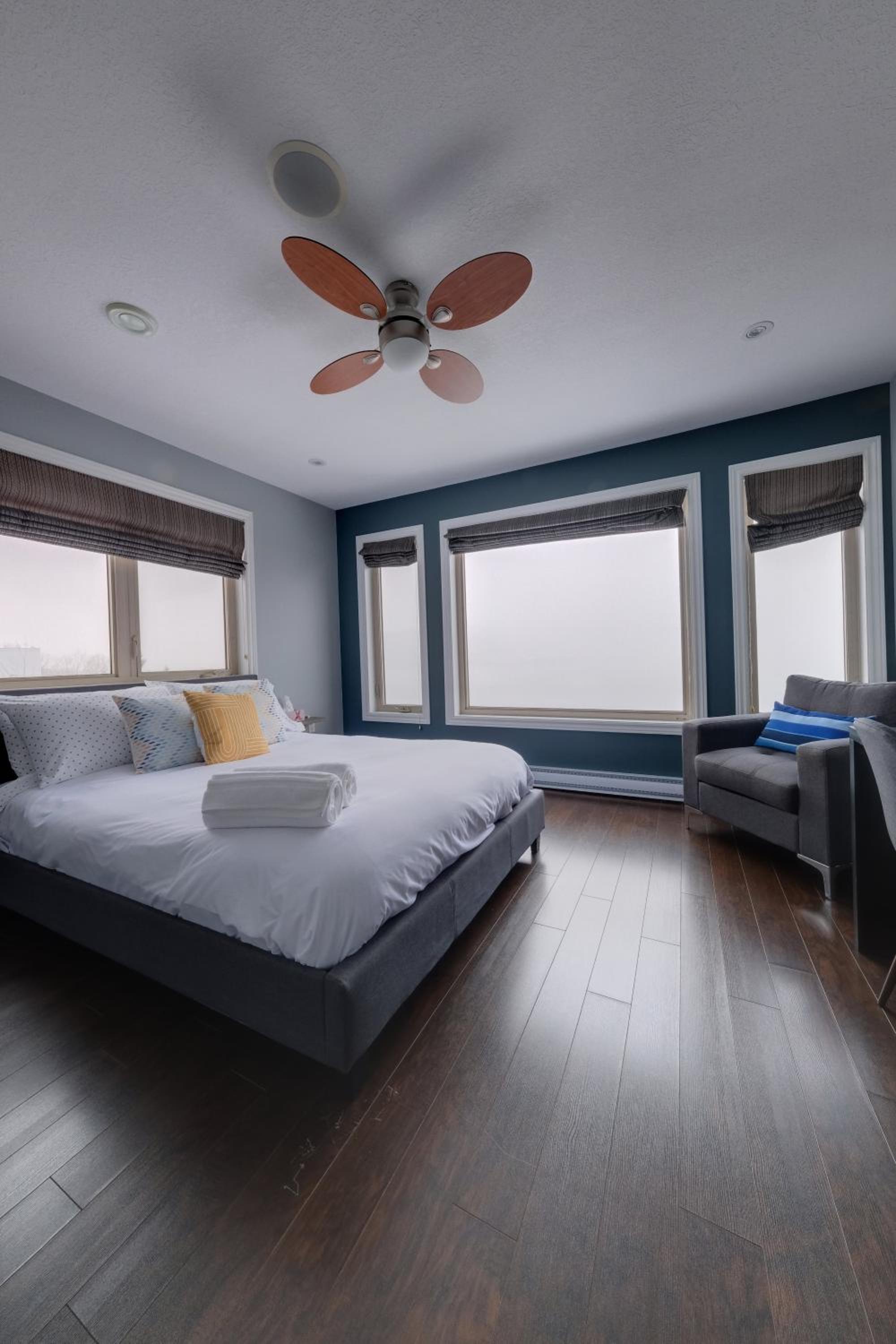 Coastal Lookout Suites