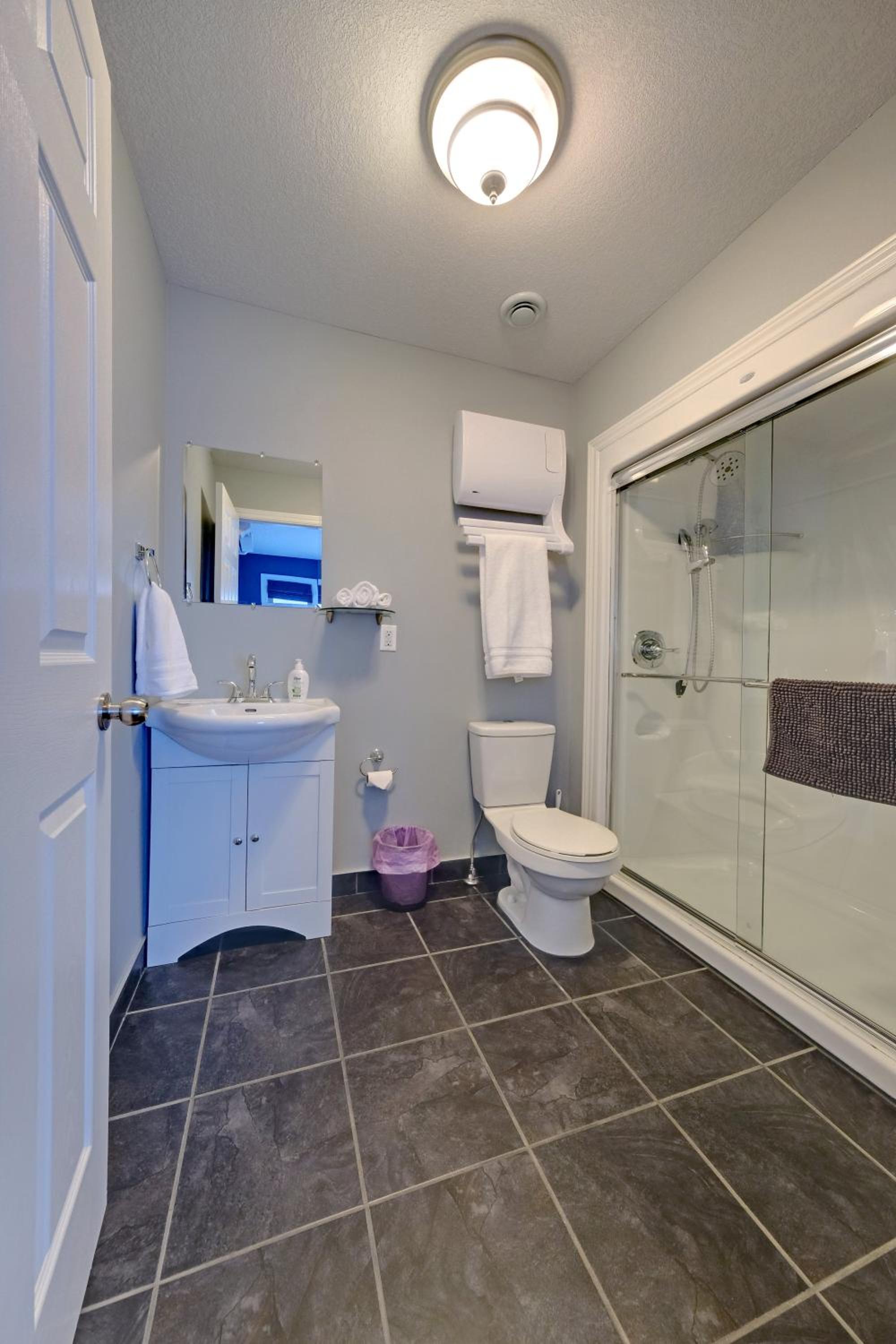 Coastal Lookout Suites