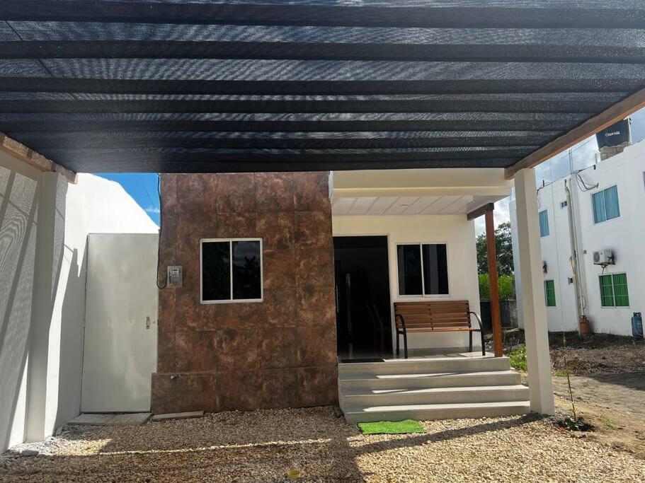 Habitación confortable y terraza Hamacas Coveñas