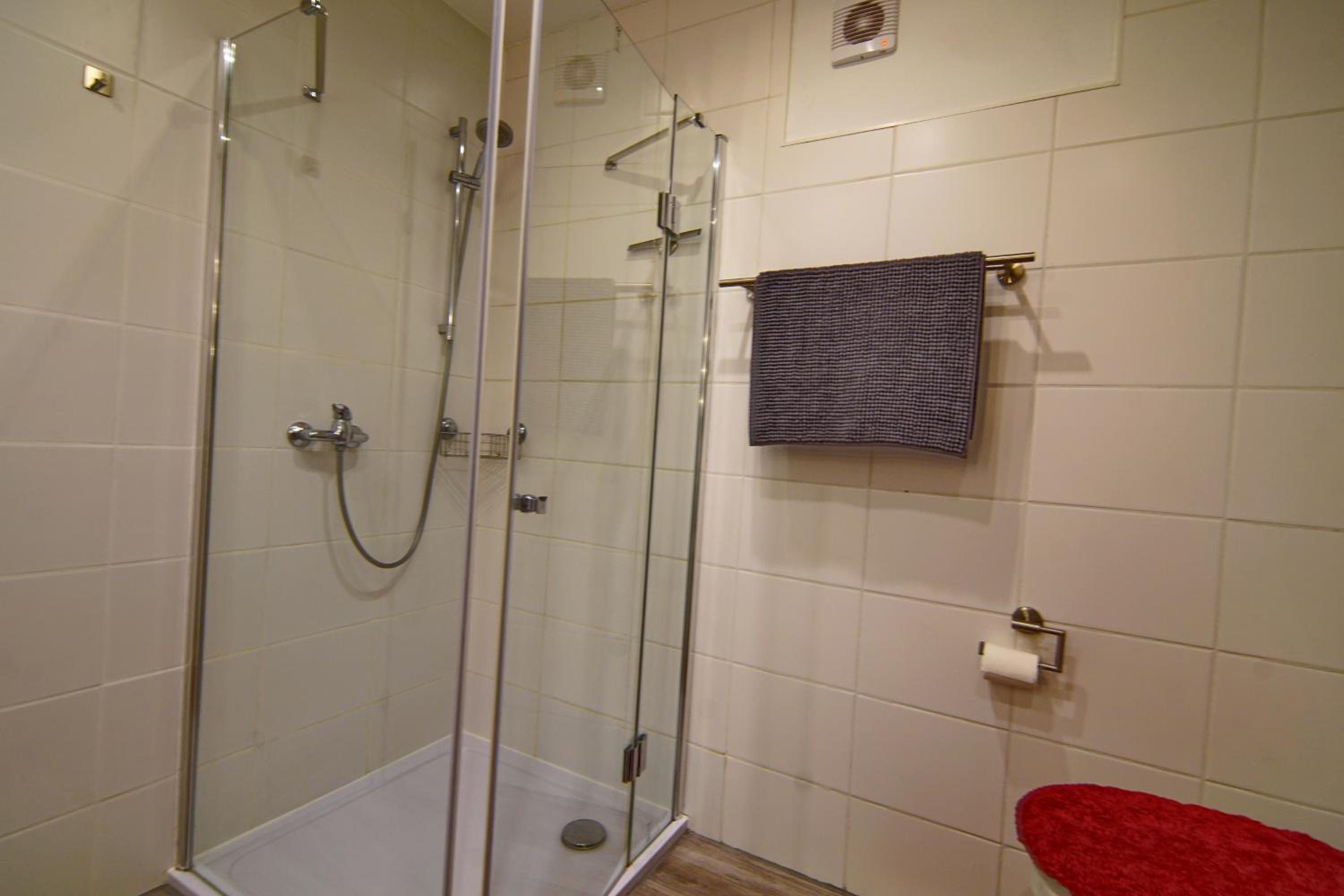 Kleines Glück en Burgbrohl — bathroom
