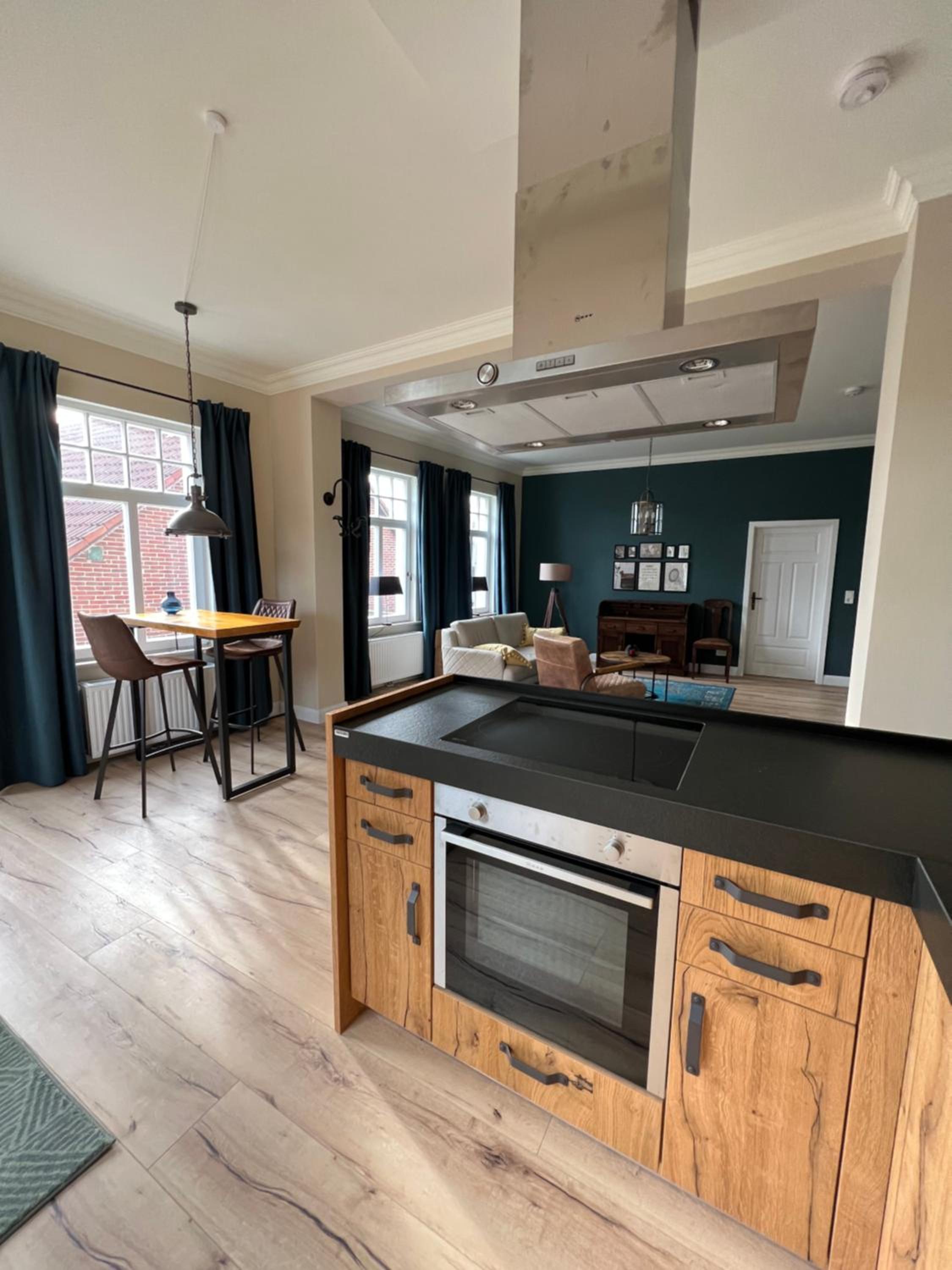 Luxus Lindenhof Apartments -Ferienwohnungen in Friesland an der Nordsee am Naturschutzgebiet Urwald