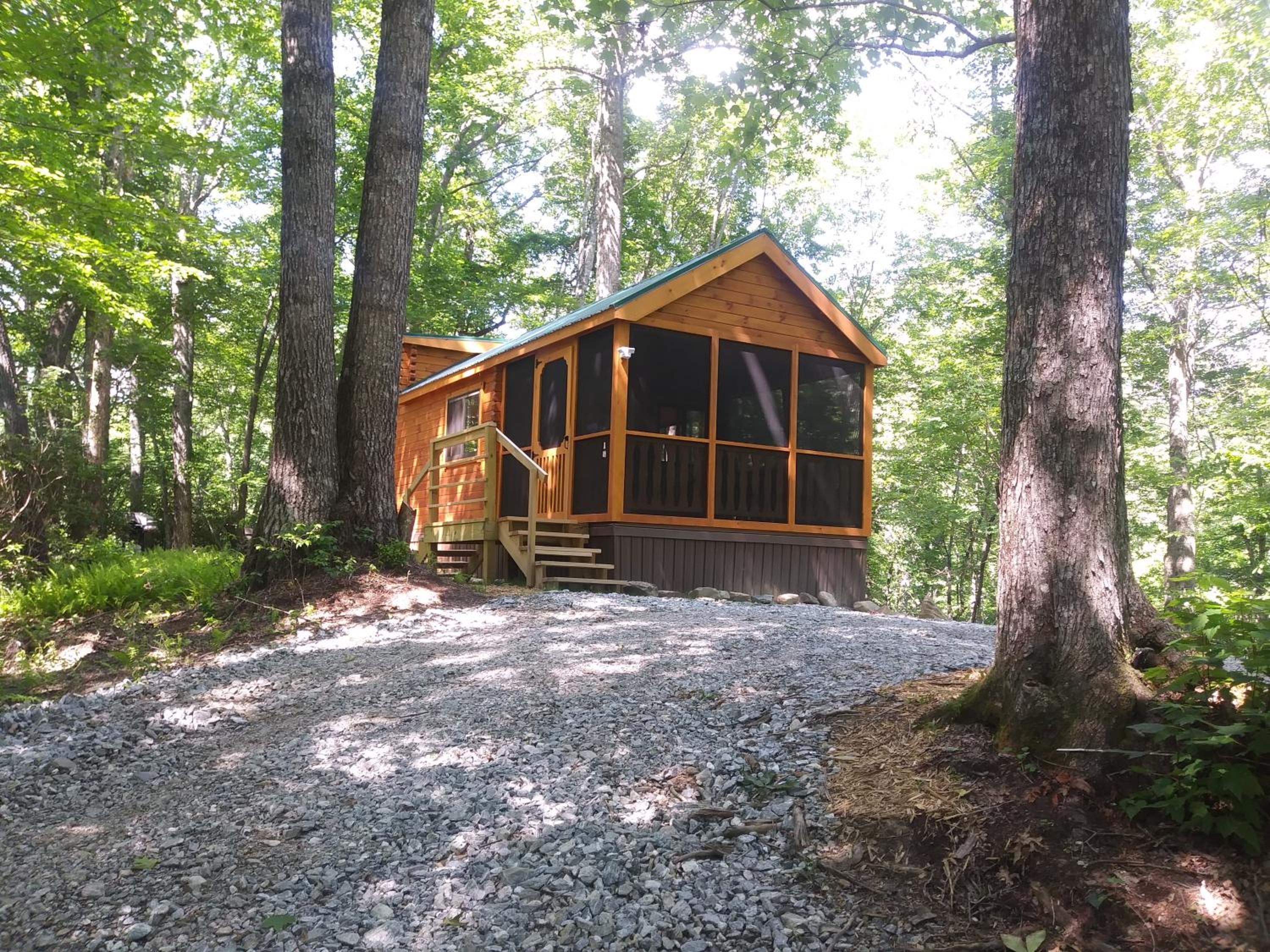 Two Rivers Cabins - The Mountaintop - main view