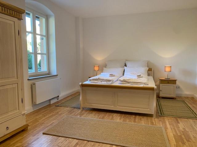 Charmantes Gästehaus Maya im Schloß und Hofgut Langenzell
