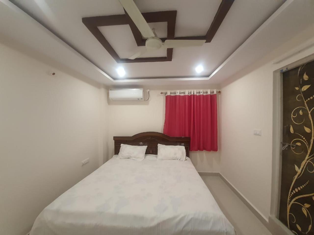 Hillstay Rushikonda