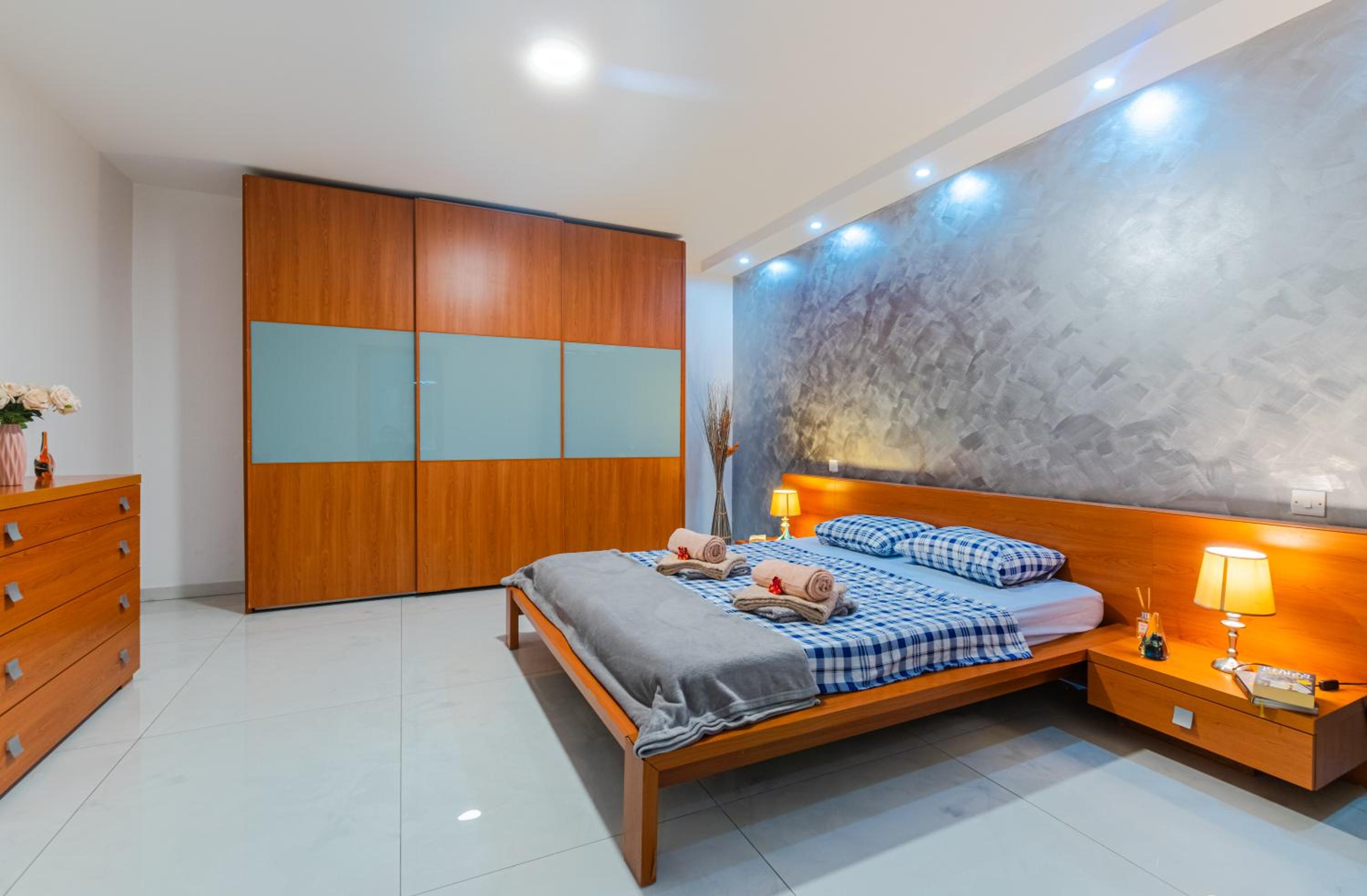 New 3 Bdr 2 Bth Apartment Terrace in Bugibba photo 4