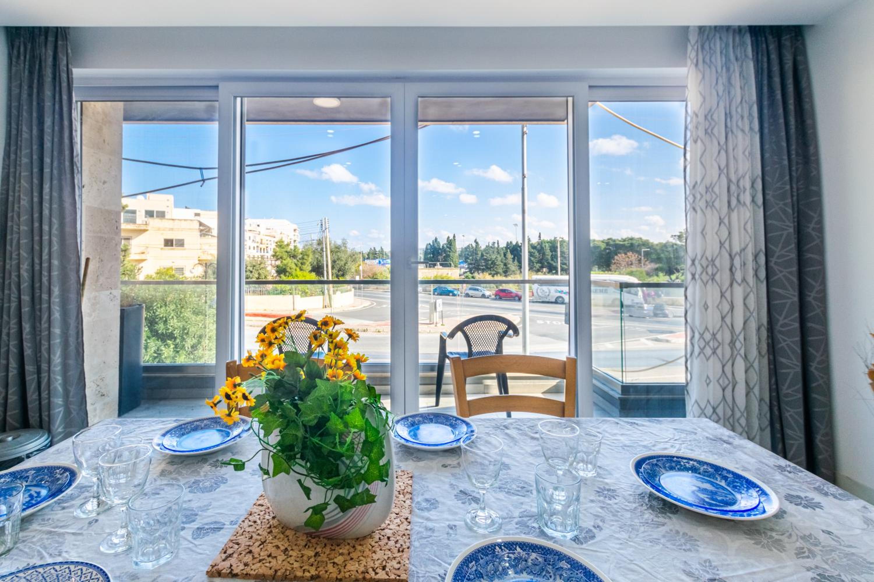 New 3 Bdr 2 Bth Apartment Terrace in Bugibba photo 2
