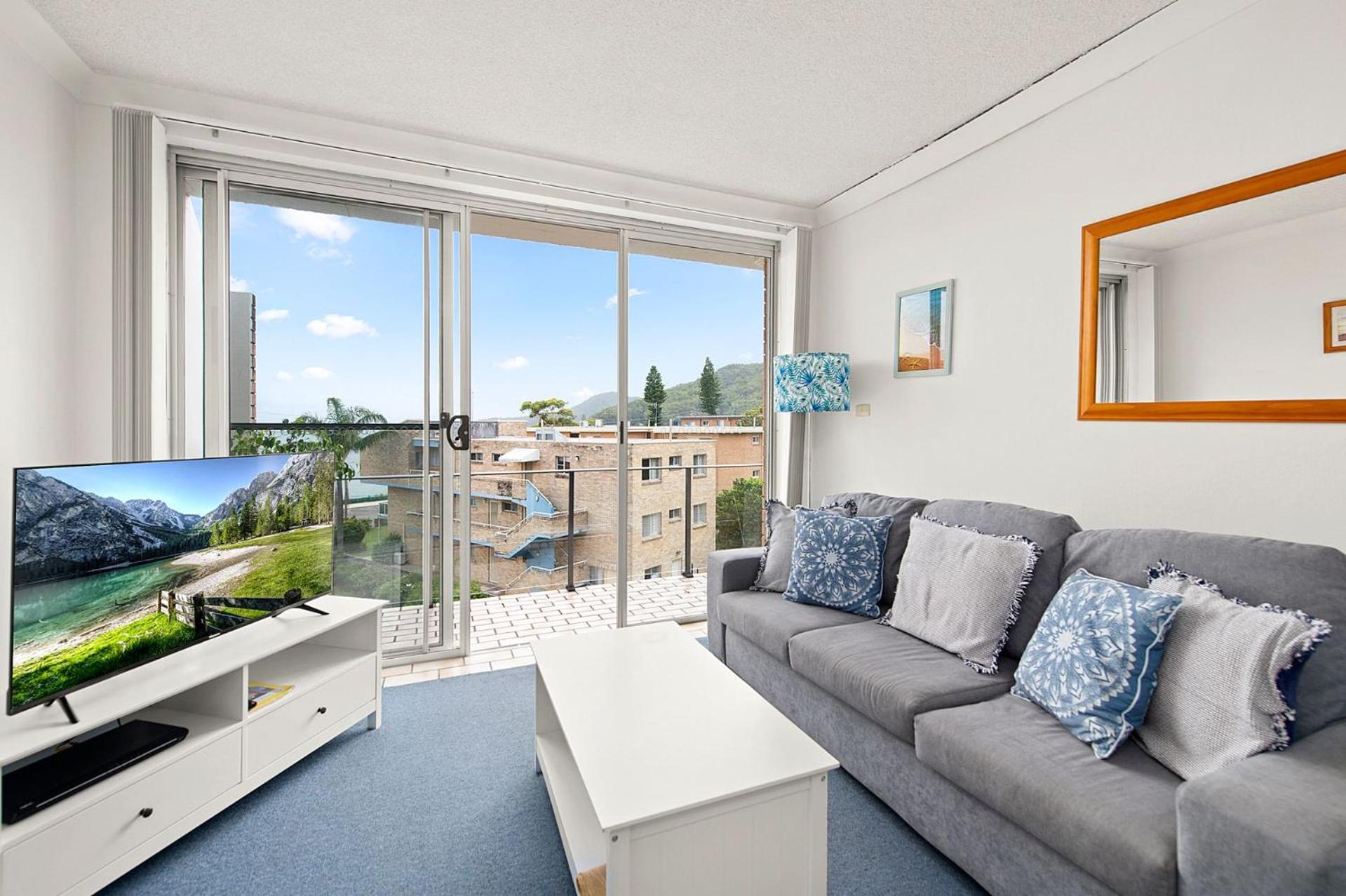 Bella Vista Unit 20 19 Shoal Bay Road