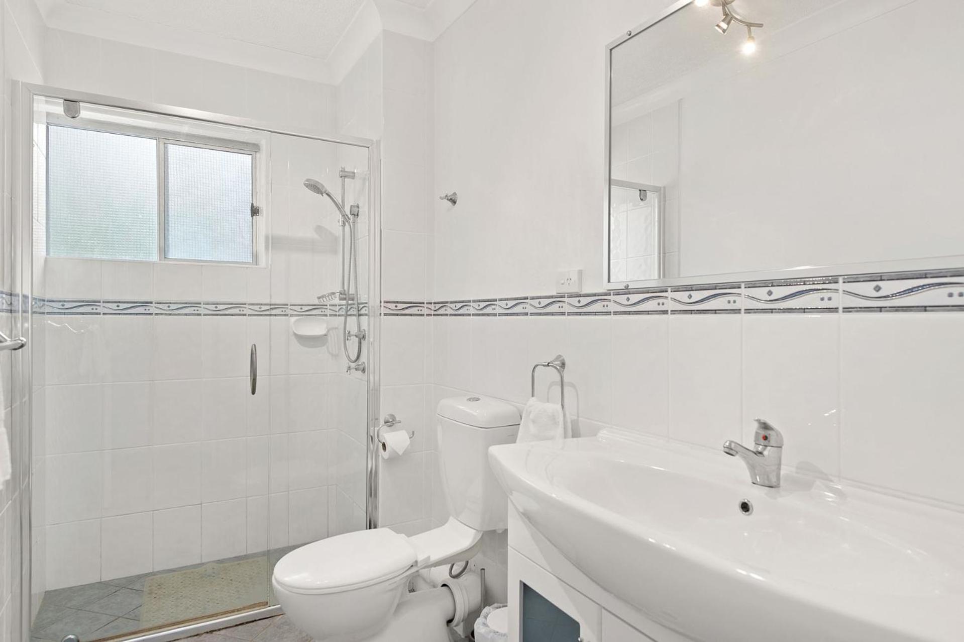 Bella Vista Unit 20 19 Shoal Bay Road