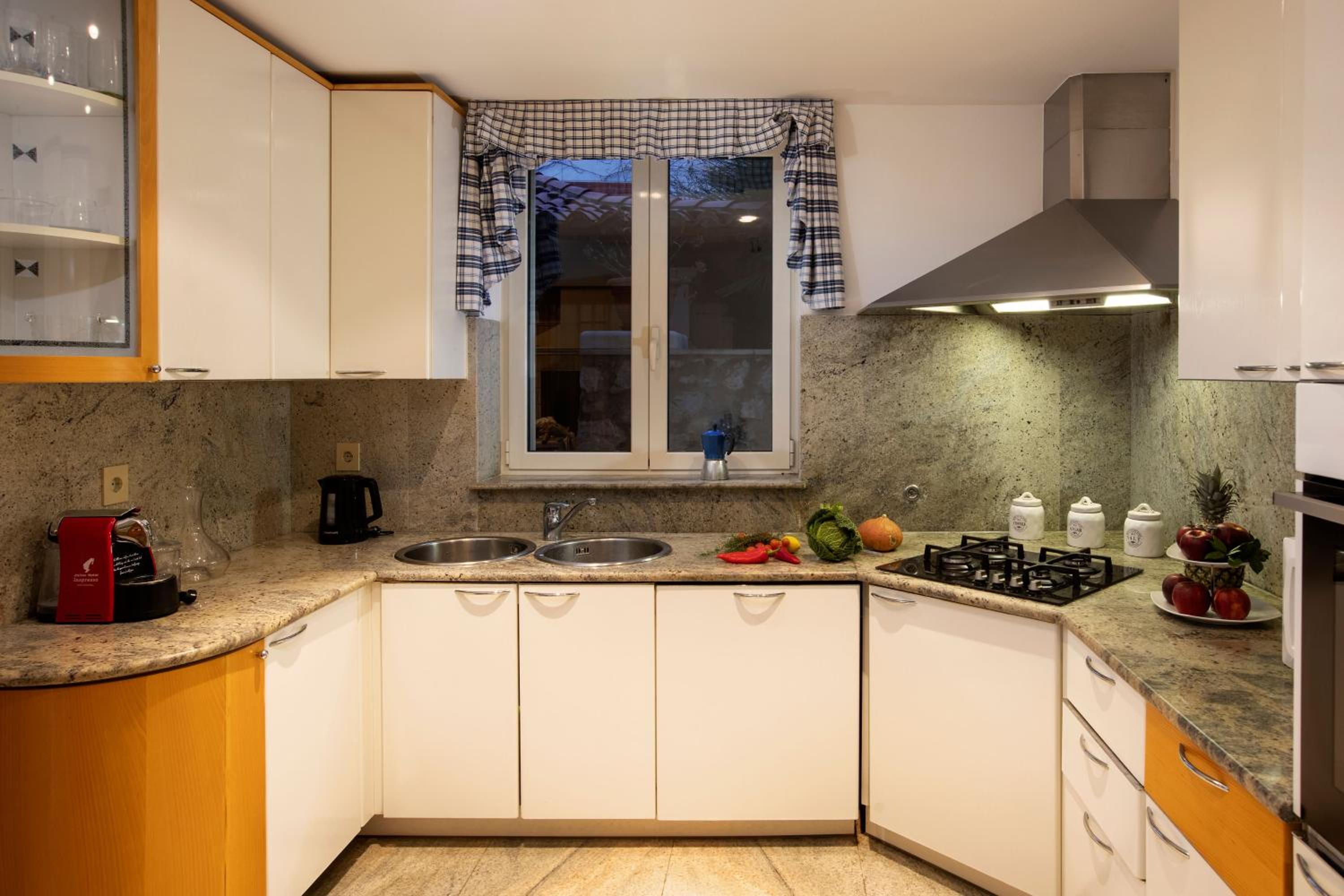 Villa Plantis Dubrovnik - Seven Bedroom Villa with Private Sea Access view 5