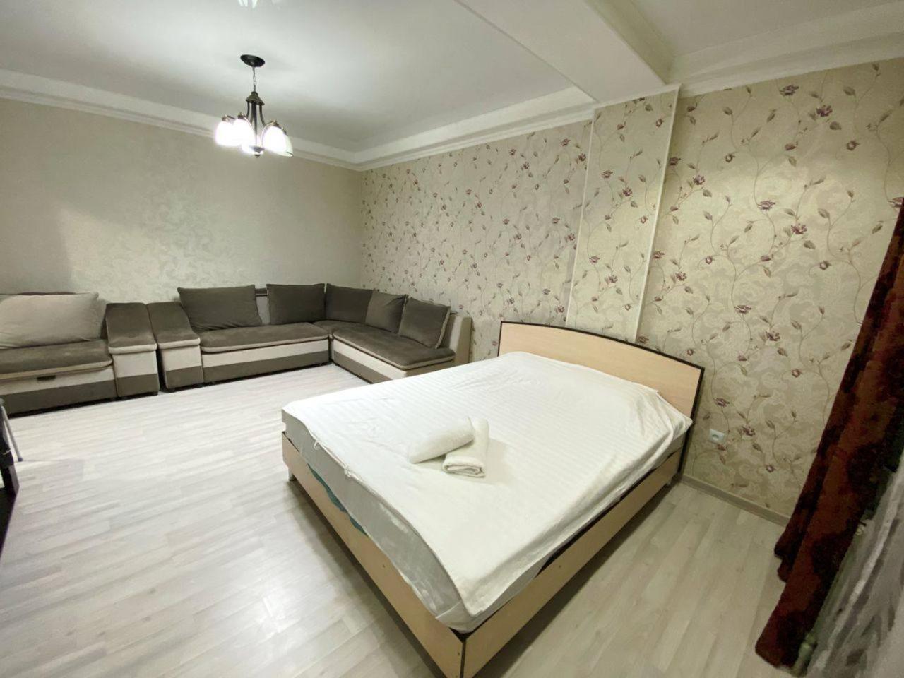 apartment near Cosmopark complex
