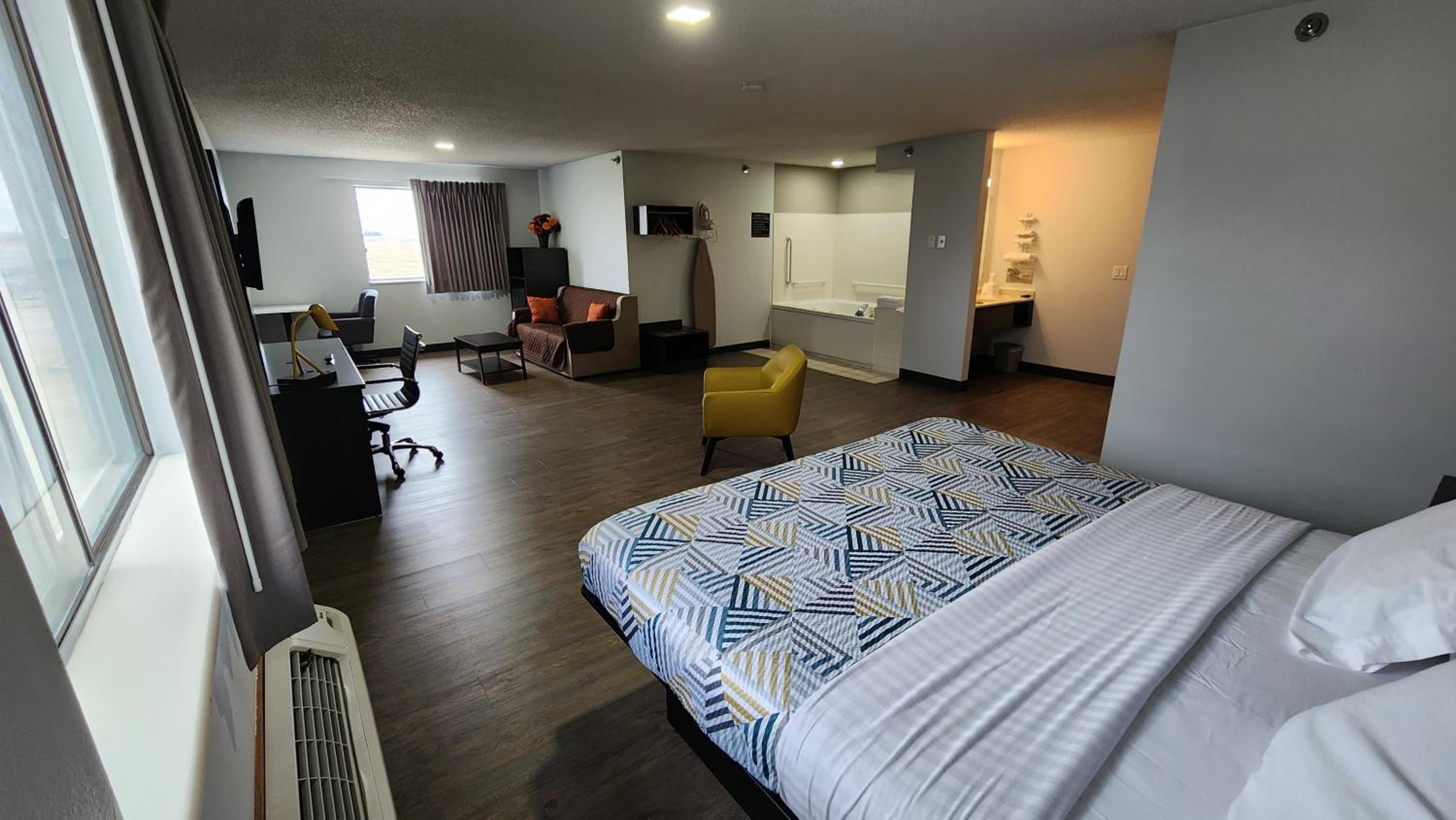 Motel 6-Kewanee, IL - Property Image 35