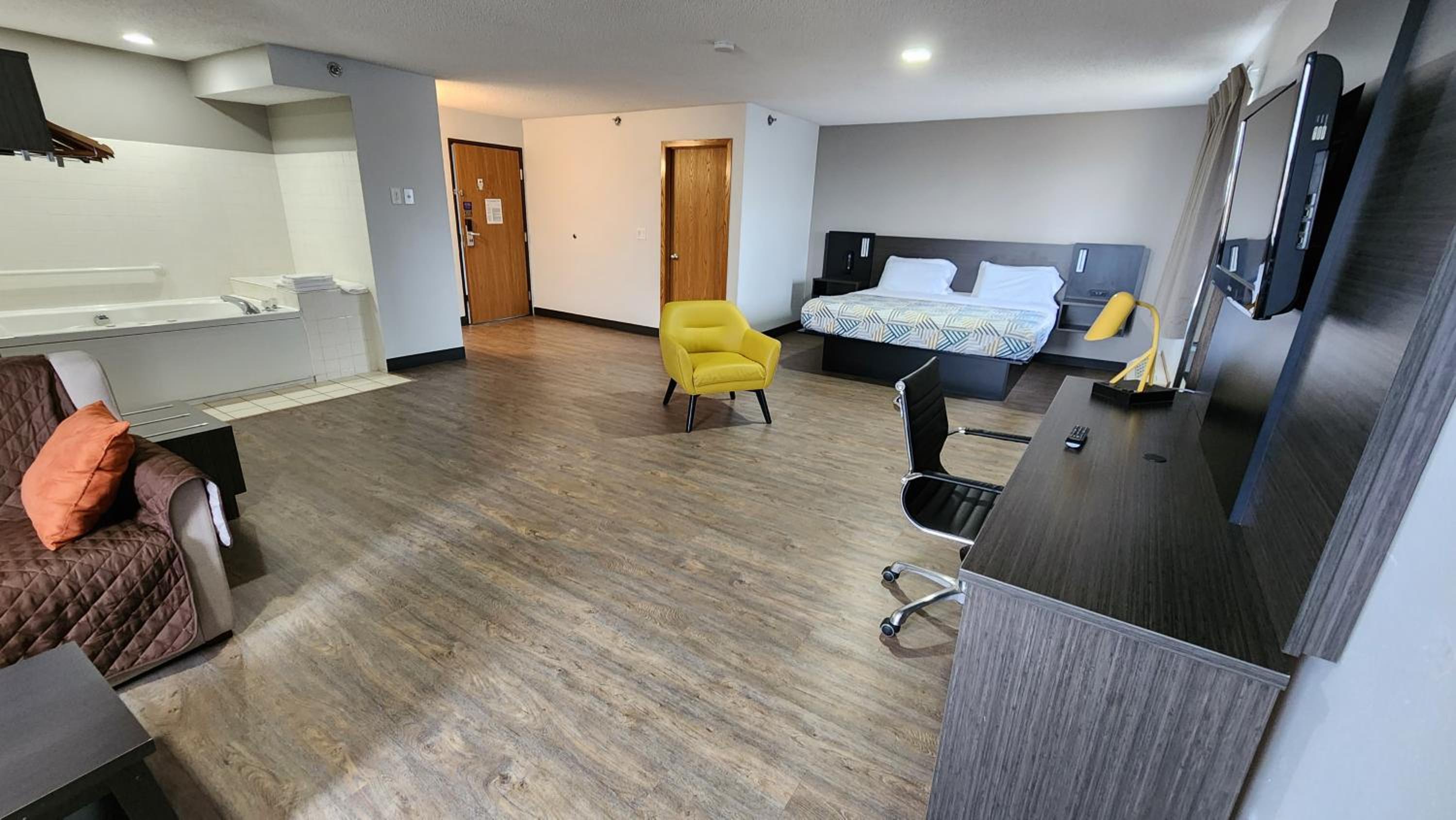 Motel 6-Kewanee, IL - Property Image 33