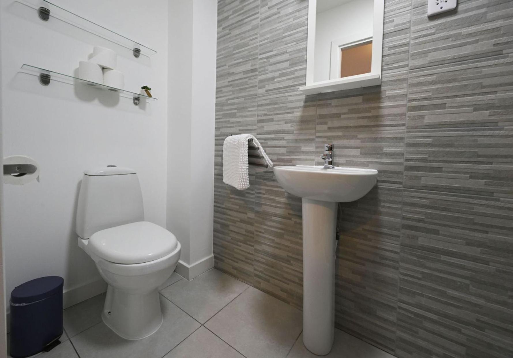Springbank Apartment