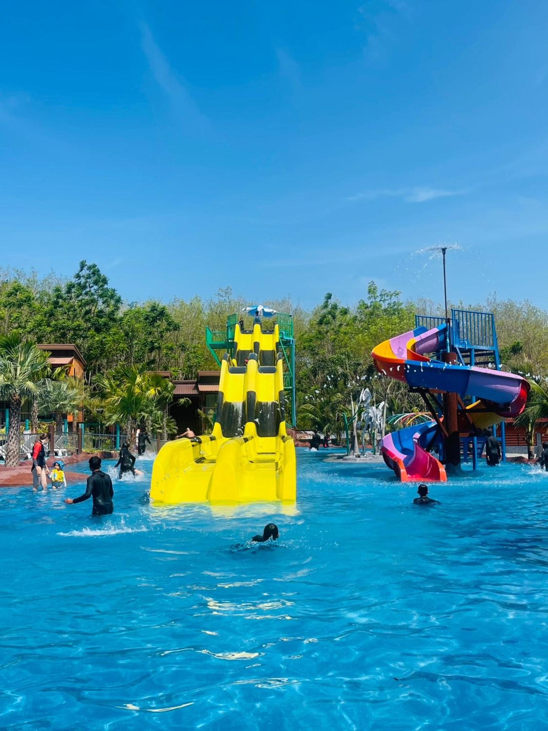 Chomview Resort