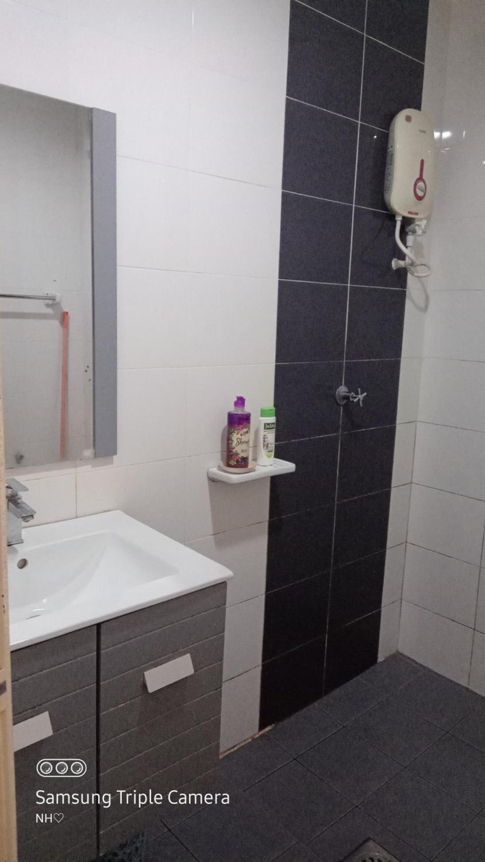 NH Studio Apartment Homestay photo 8