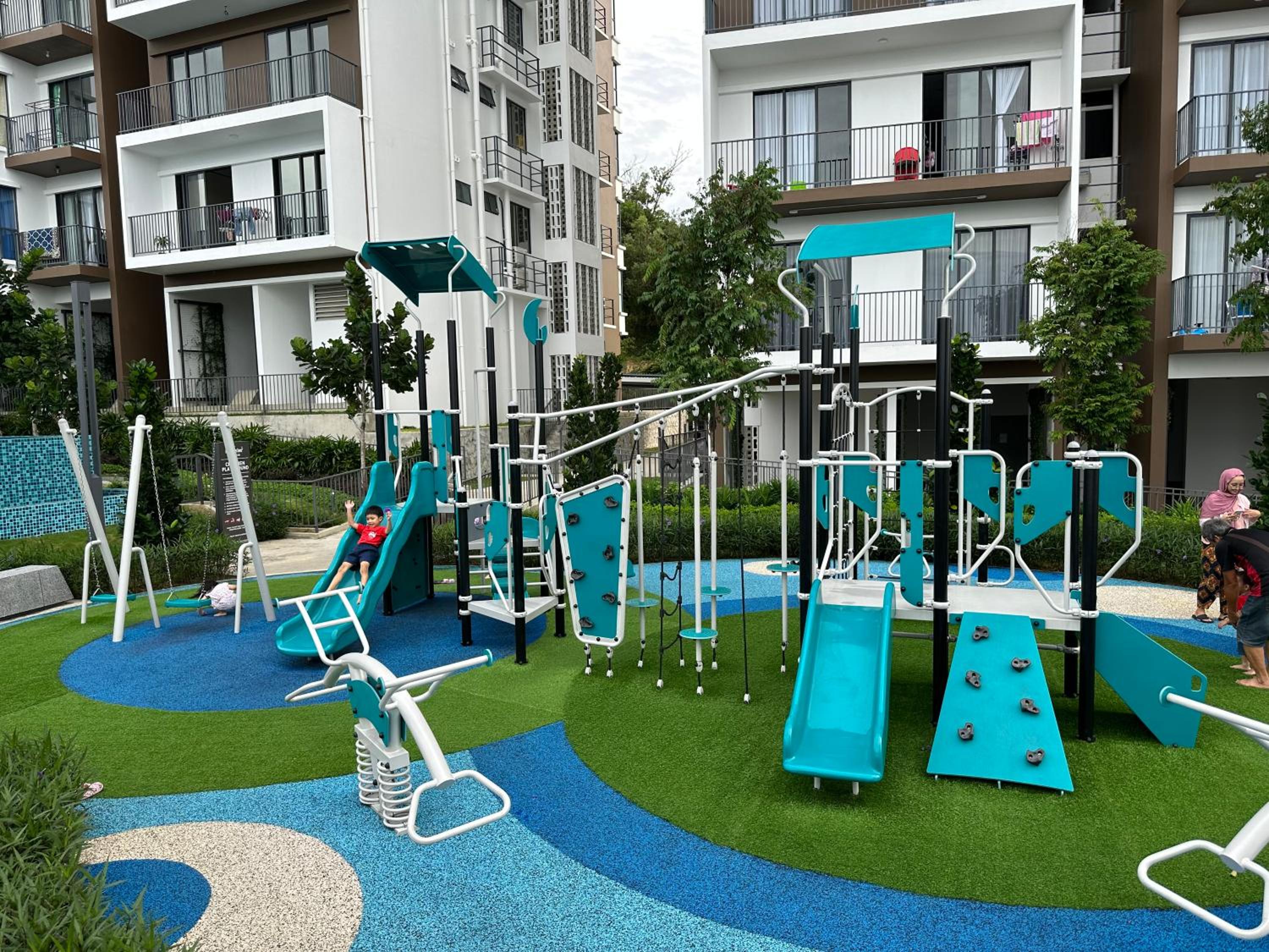 Sandakan SeaView-Suite Top Floor photo 2