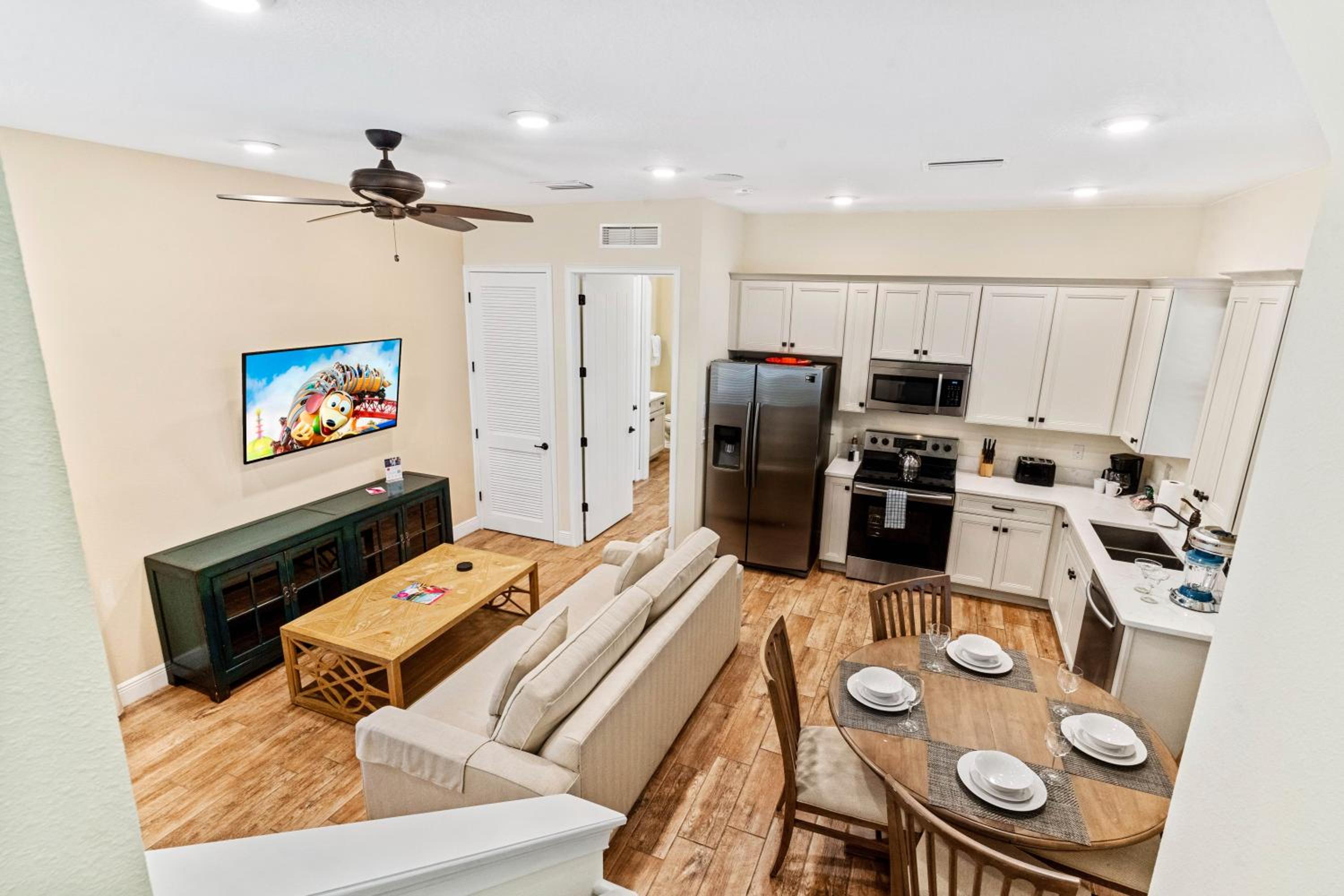 3000 Latitude Lane