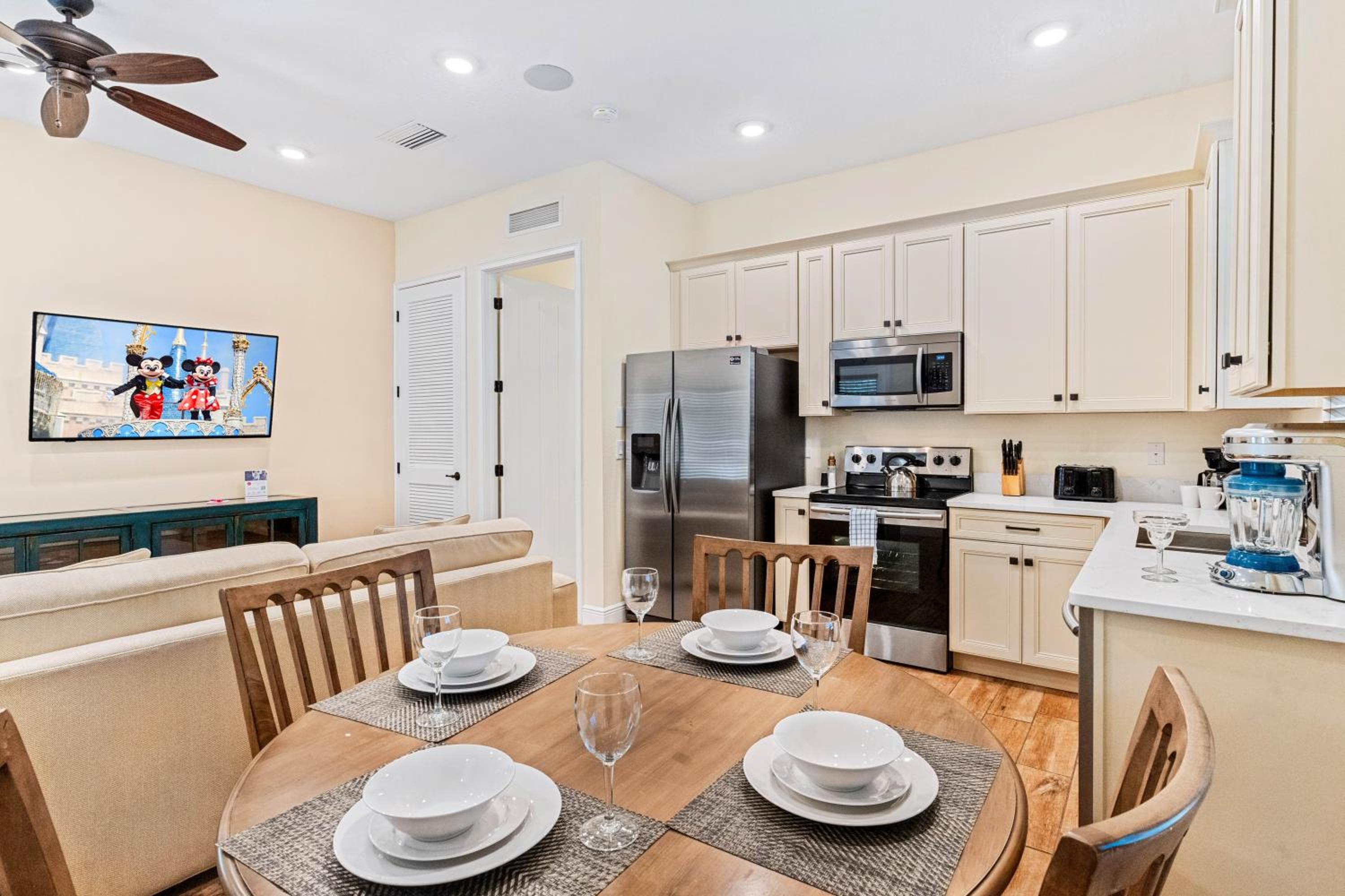 3000 Latitude Lane